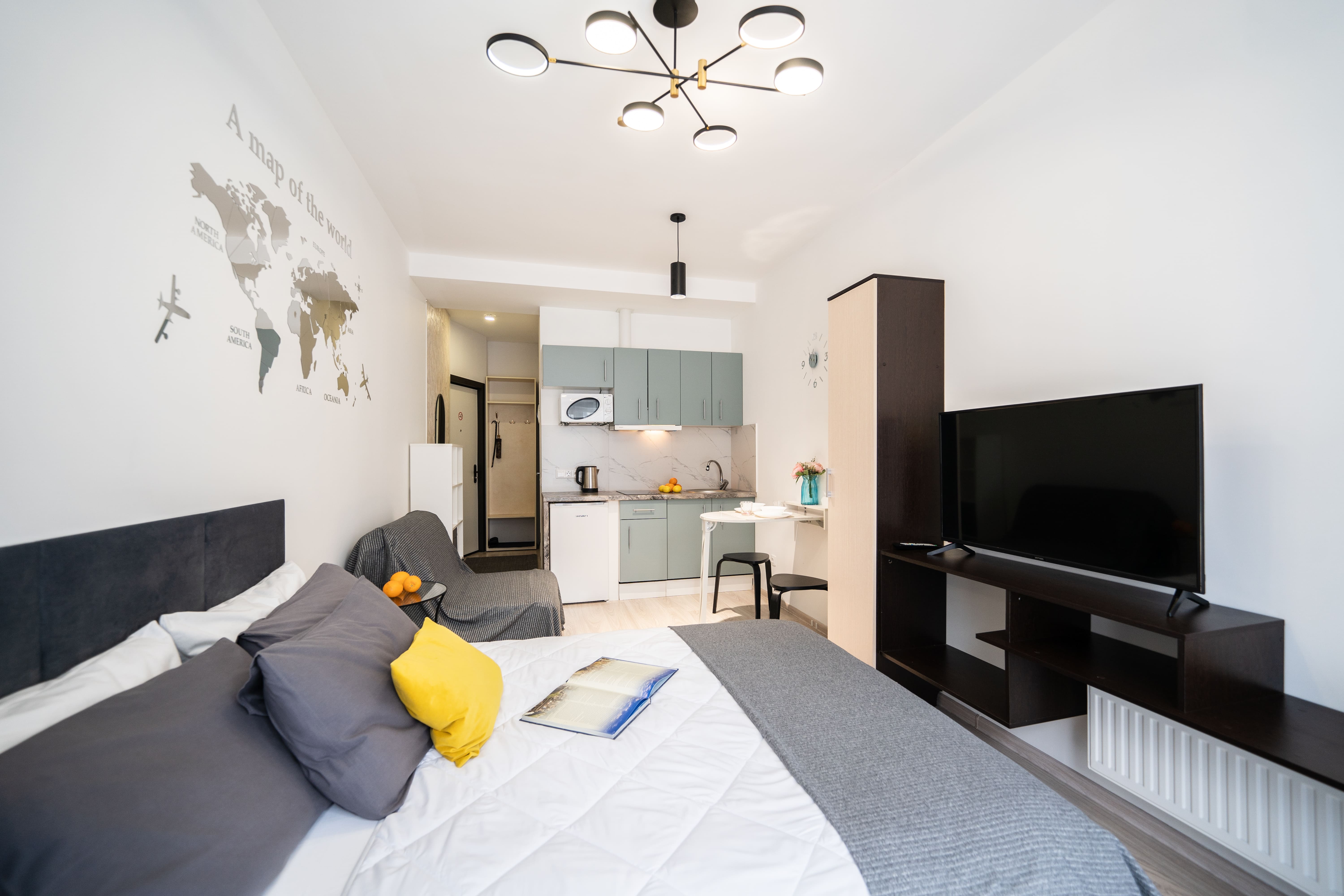 Трехместный номер с основными удобствами