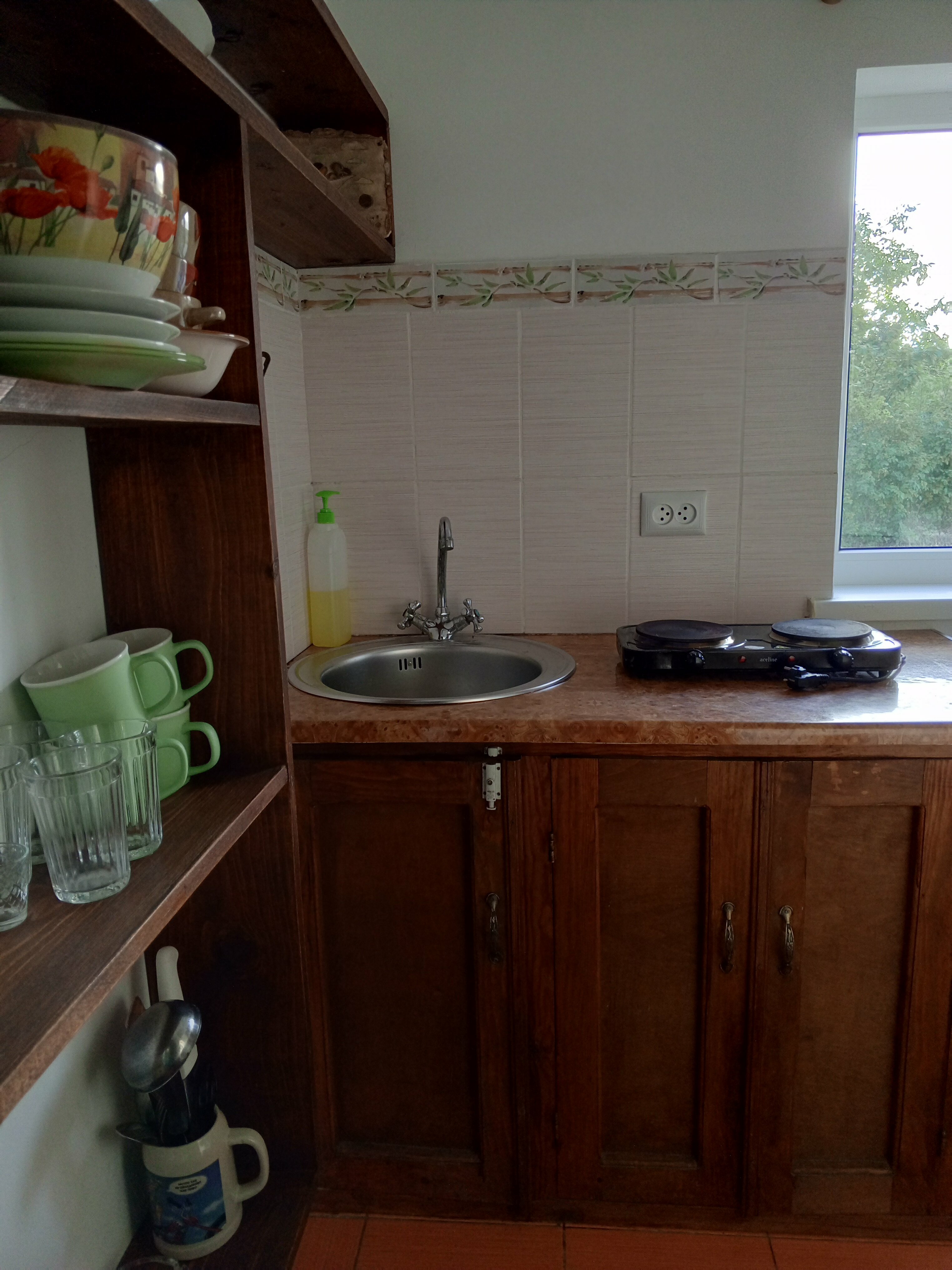 Трехместный номер «Комфорт» с душем