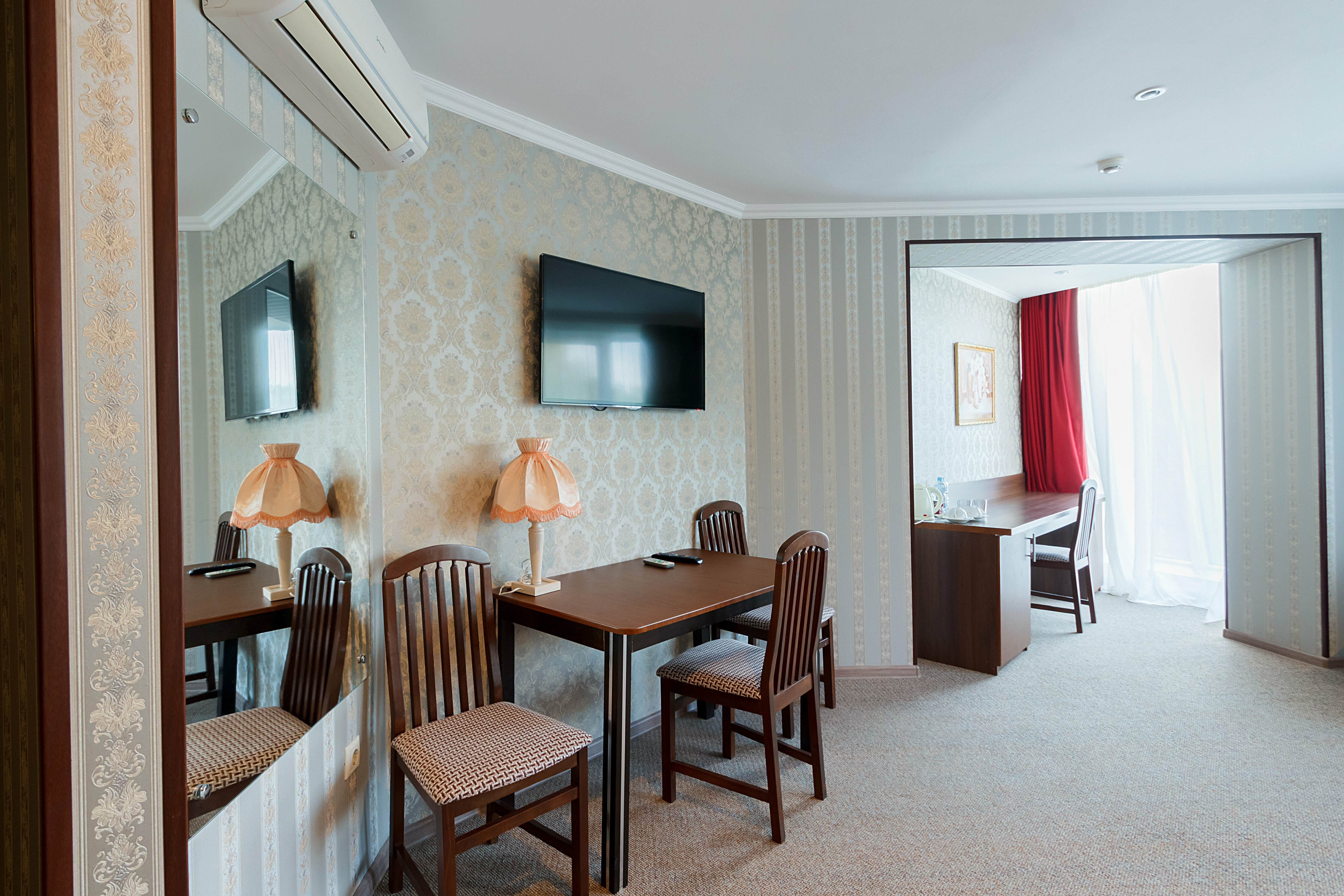 Люкс с 2 спальнями