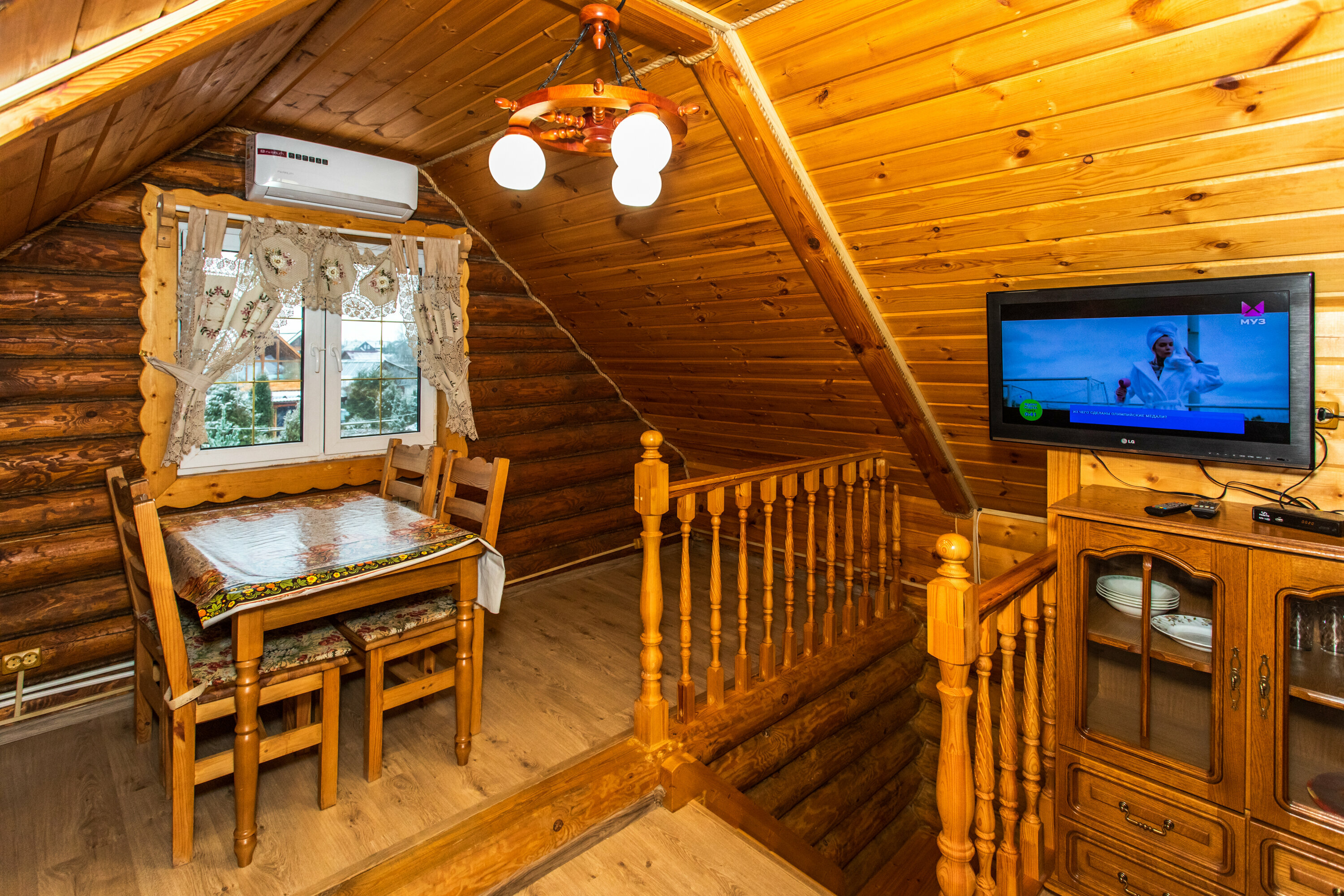 Двухуровневый четырехместный номер