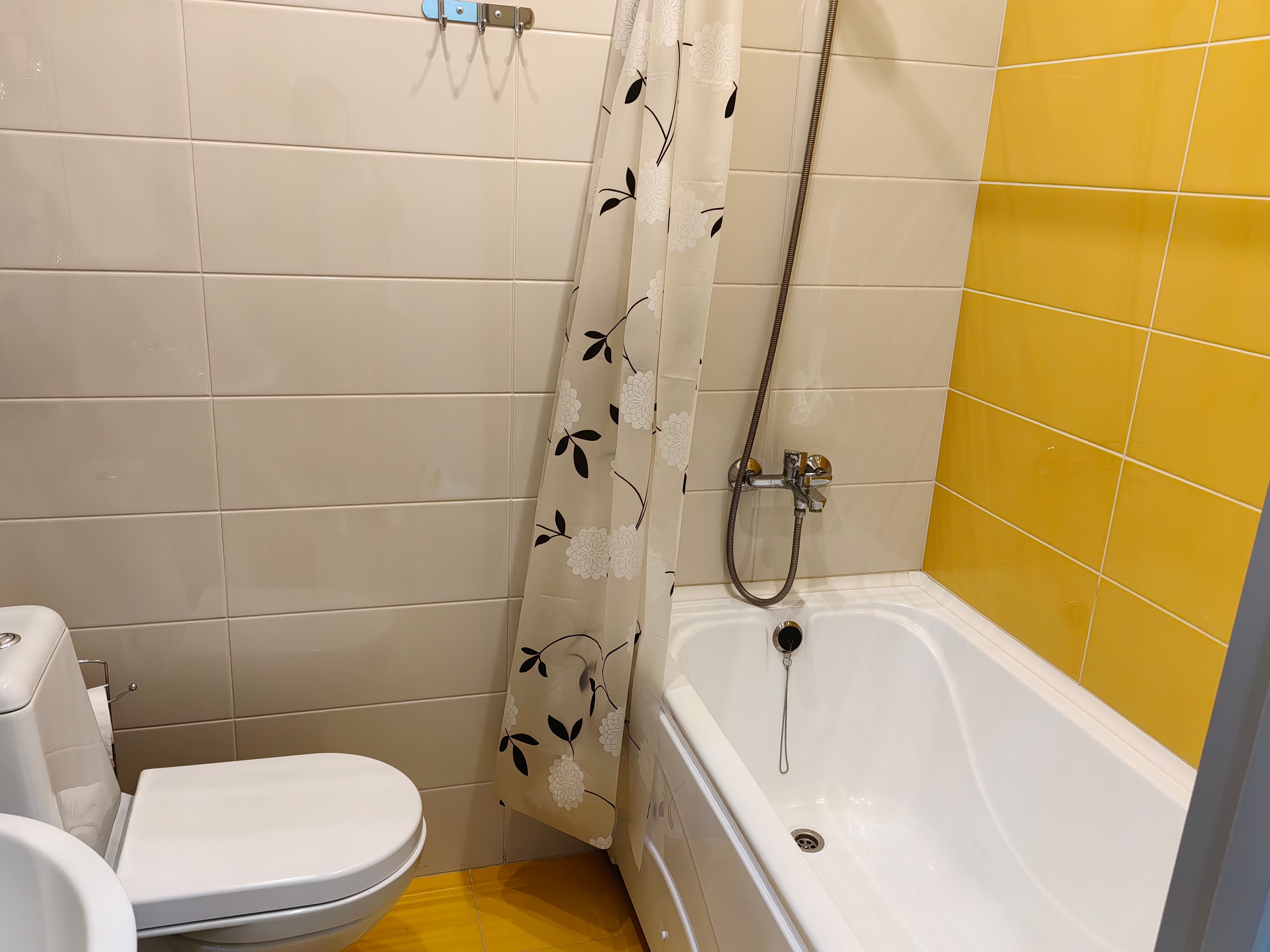 Двухместный номер с 1 кроватью или 2 отдельными кроватями и собственной ванной комнатой