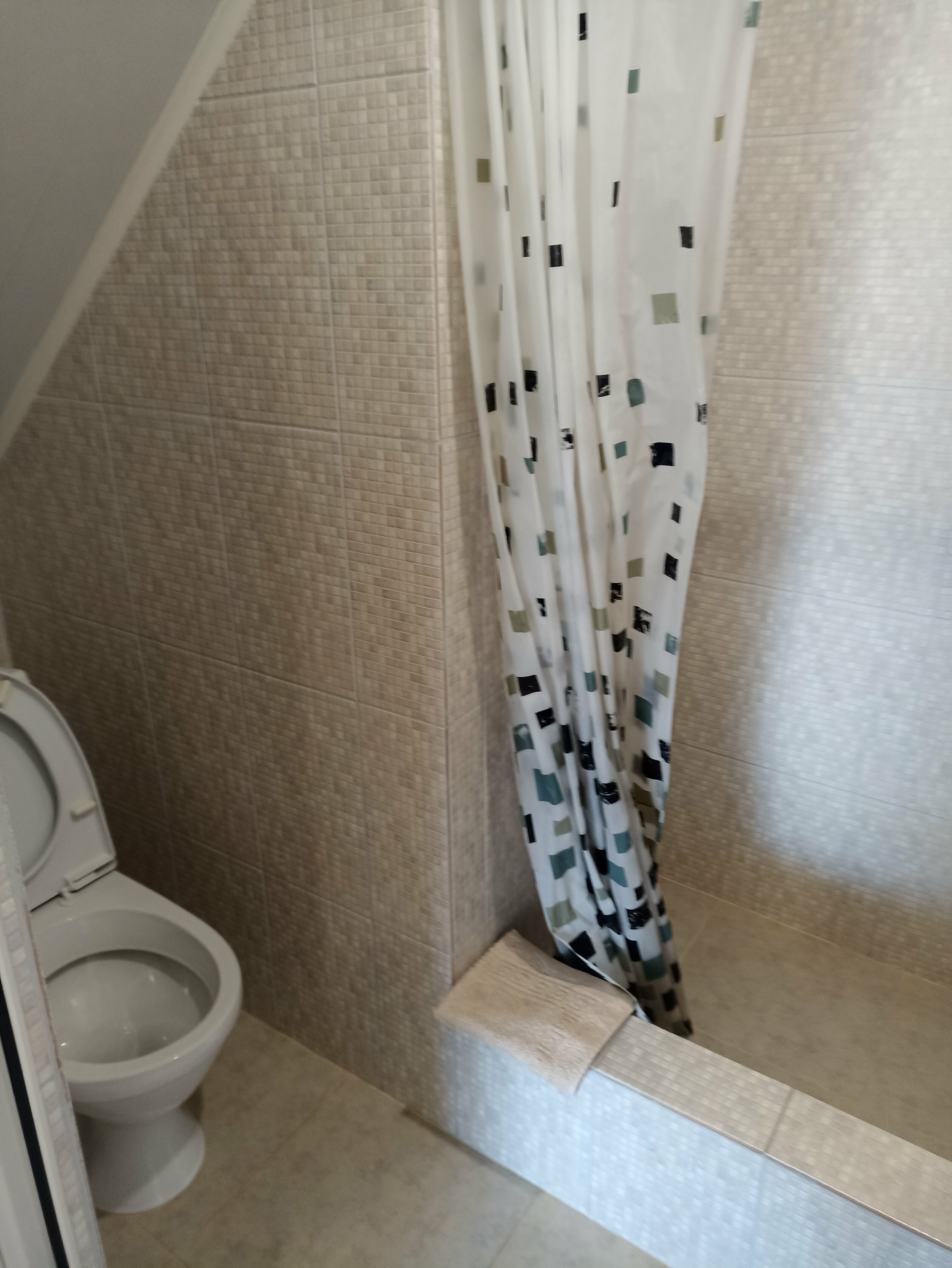 Улучшенный четырехместный номер