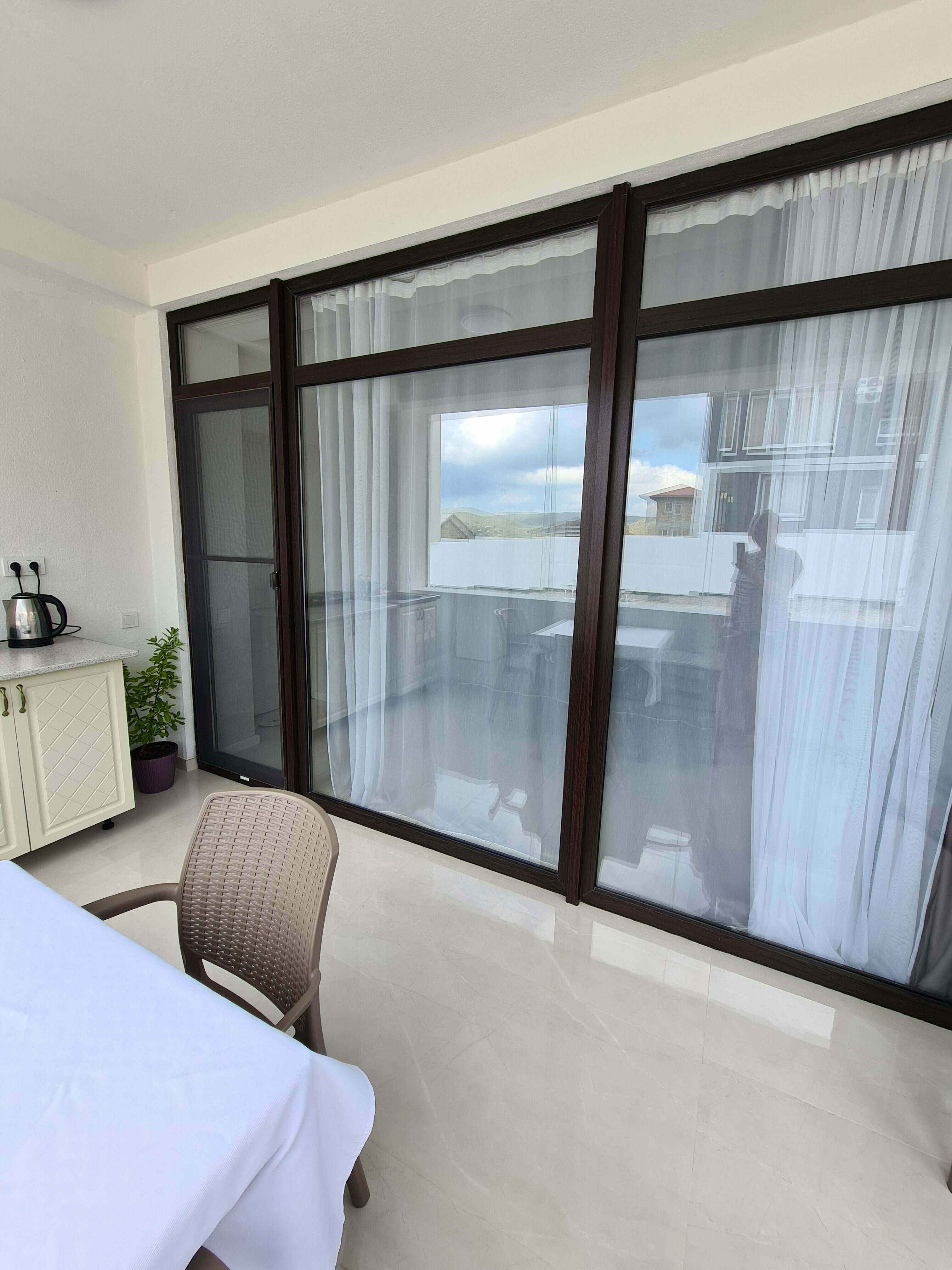 Четырехместный номер с балконом