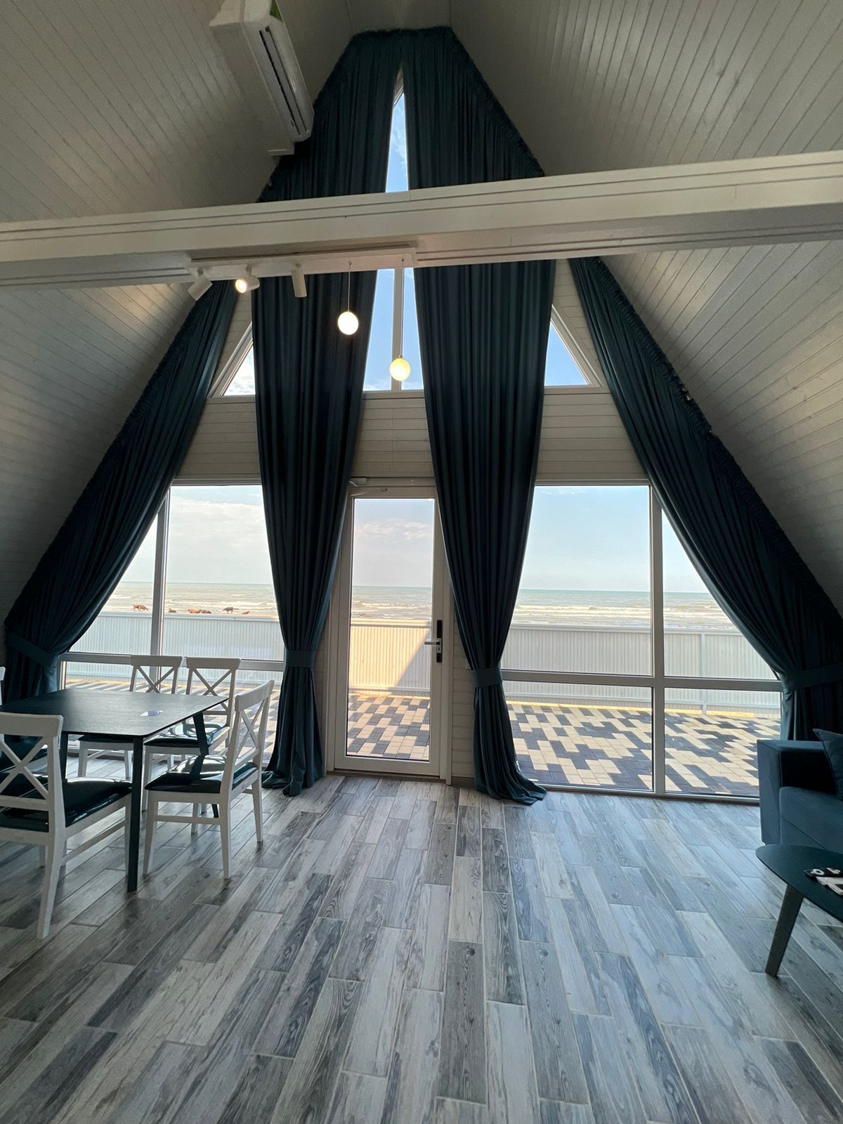 Коттедж с видом на море