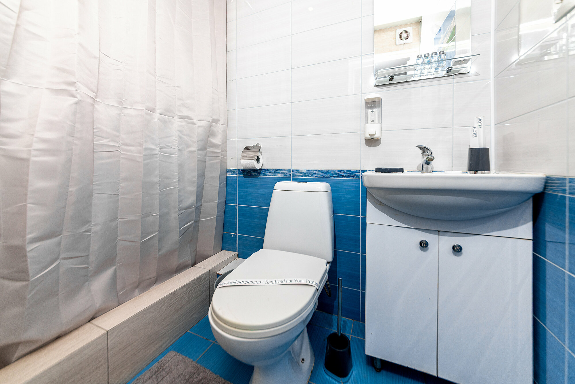 Двухместный номер с 1 кроватью и собственной ванной комнатой