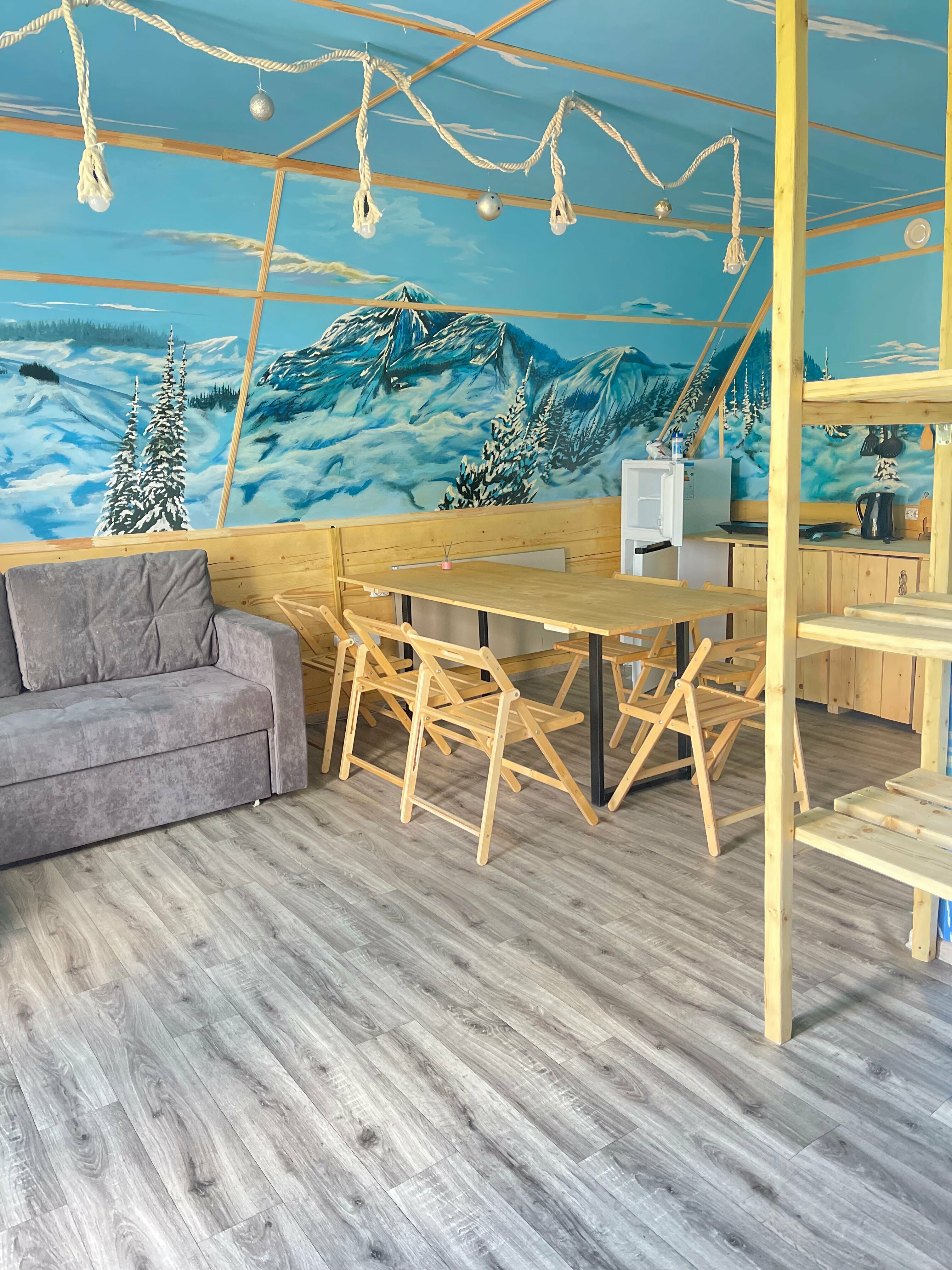 Cемейный номер с собственной ванной комнатой