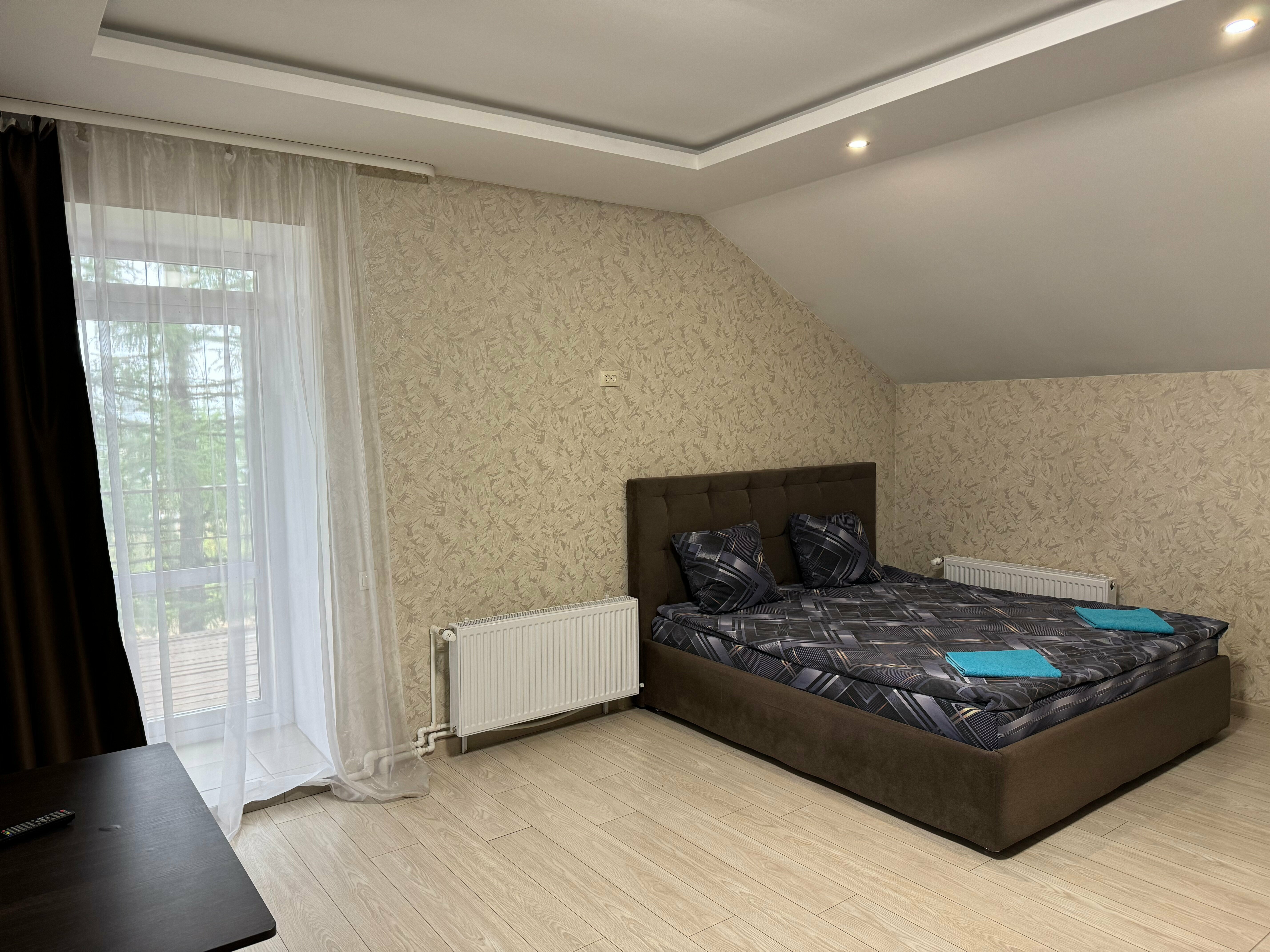 Большой двухместный номер с 1 кроватью