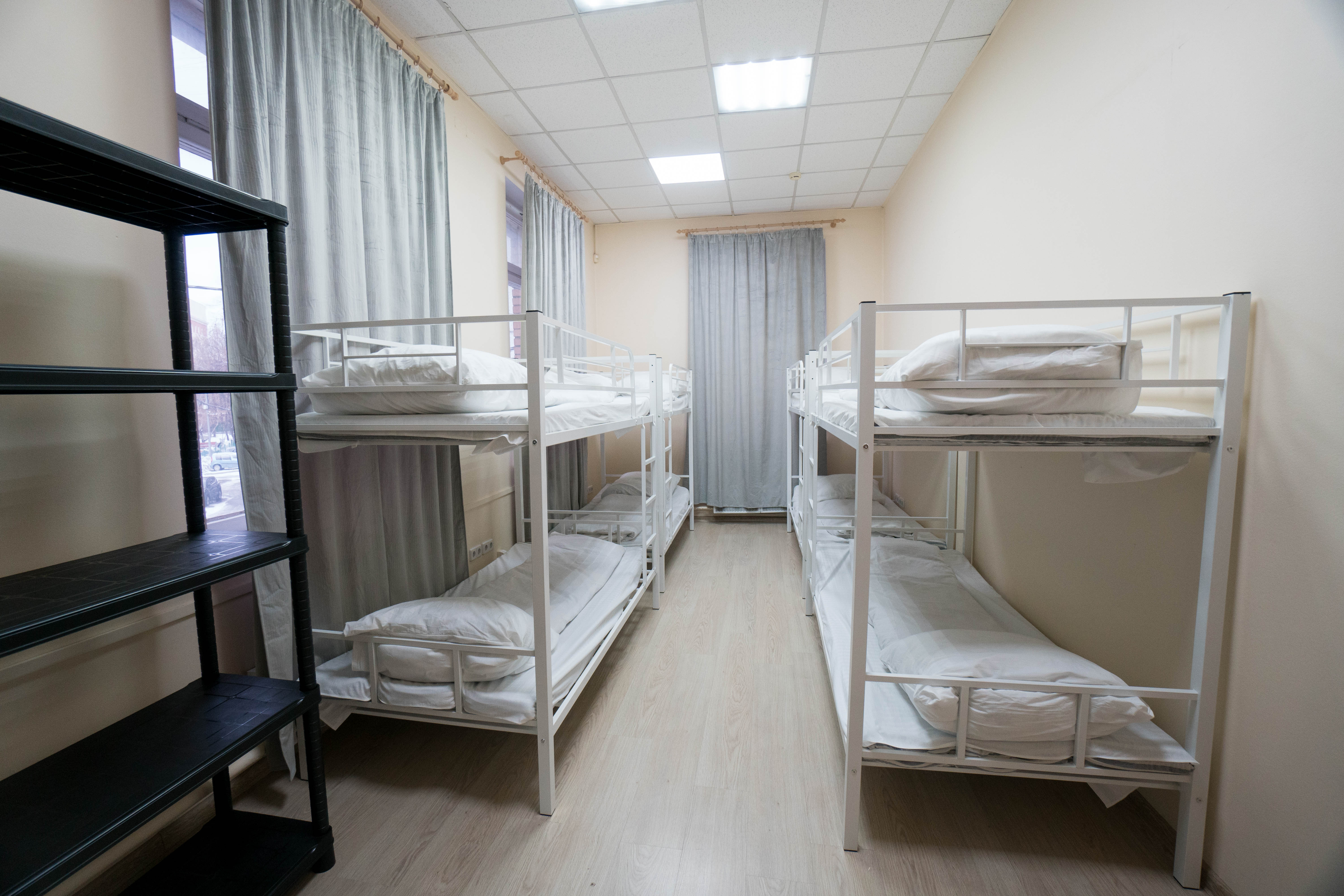 Кровать в общем 8-местном номере