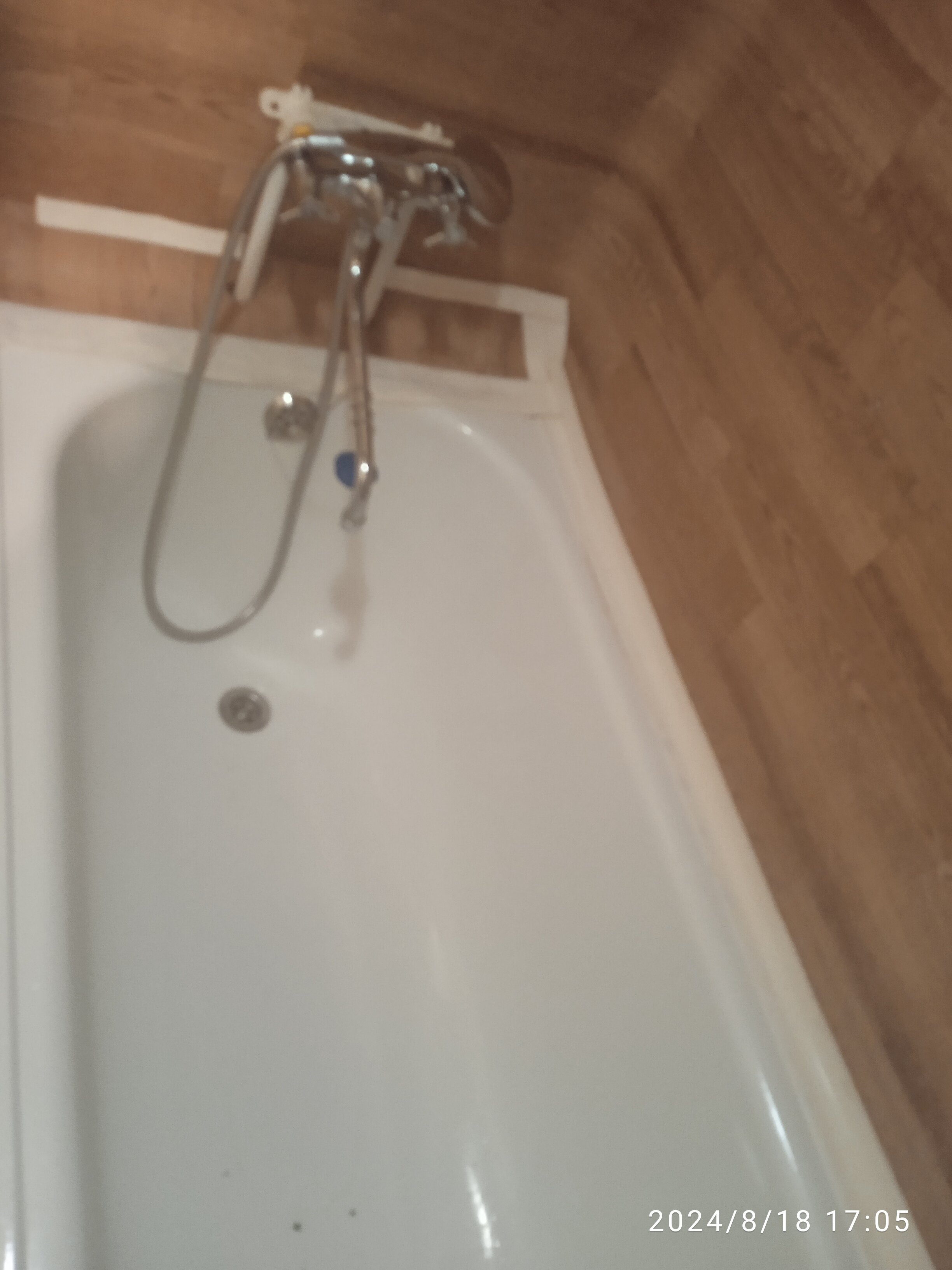 Cемейный номер с собственной ванной комнатой