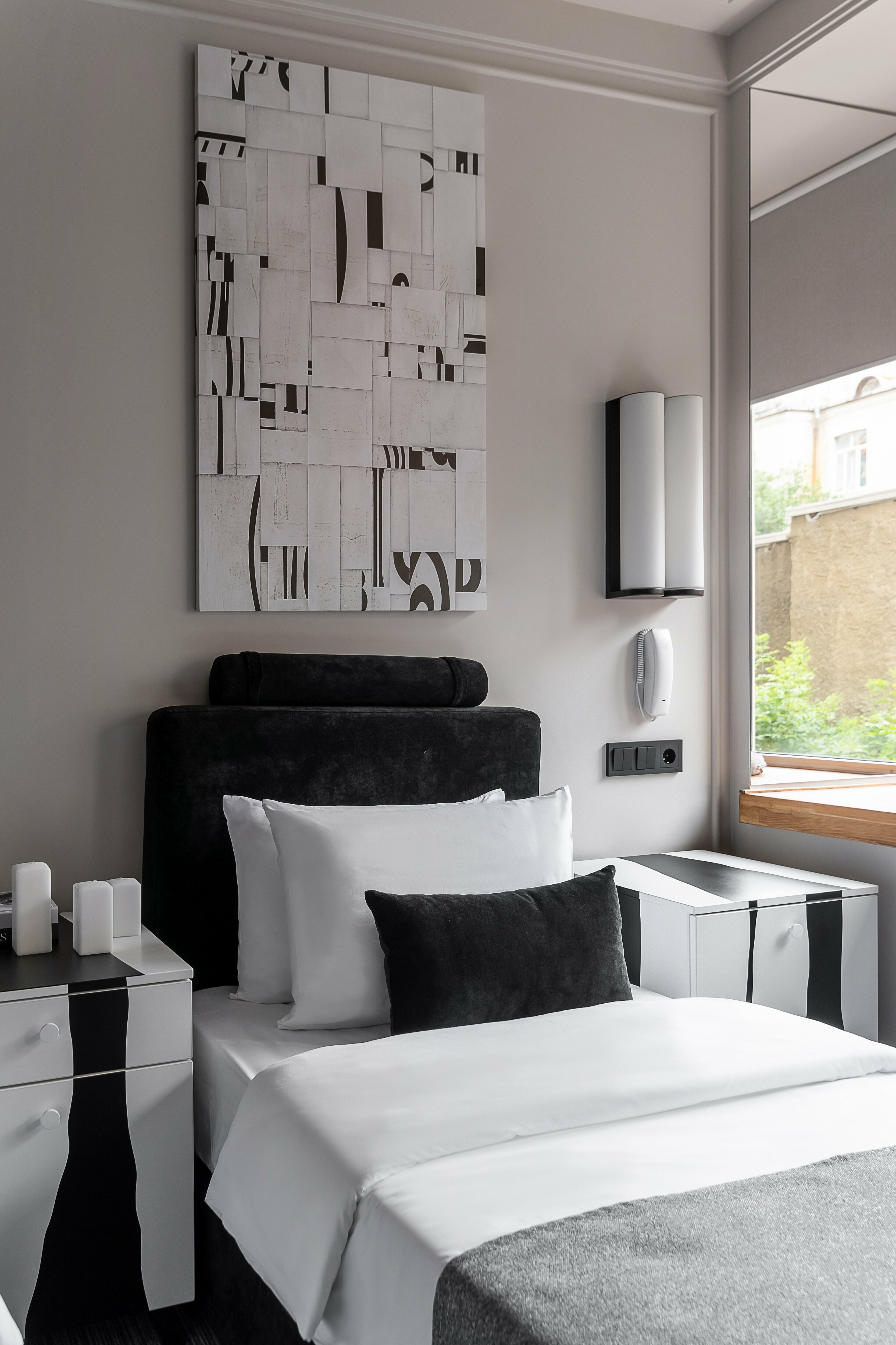 Просторный двухместный номер с 2 отдельными кроватями