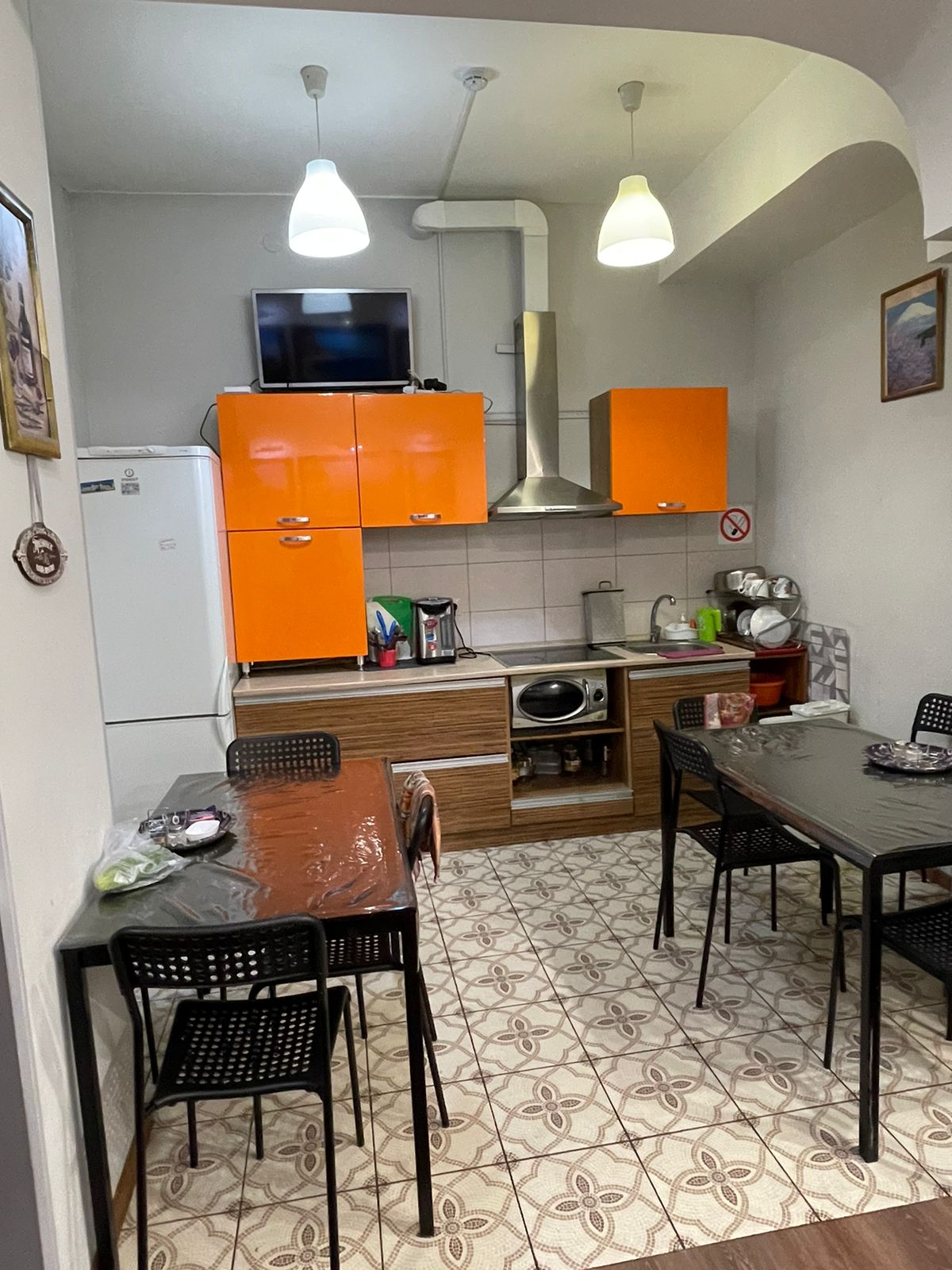 Общий номер для женщин с 6 кроватями