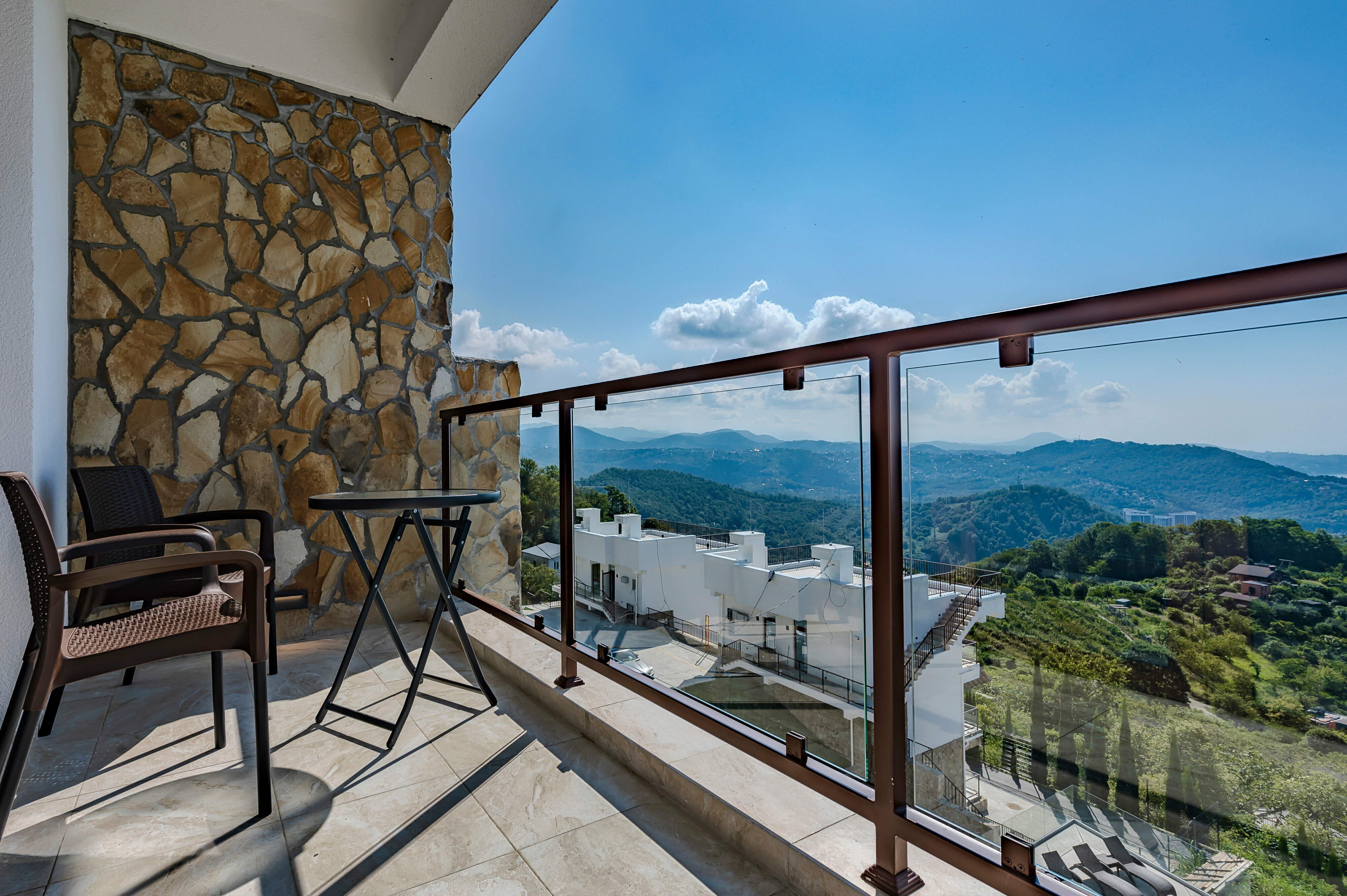 Улучшенные апартаменты