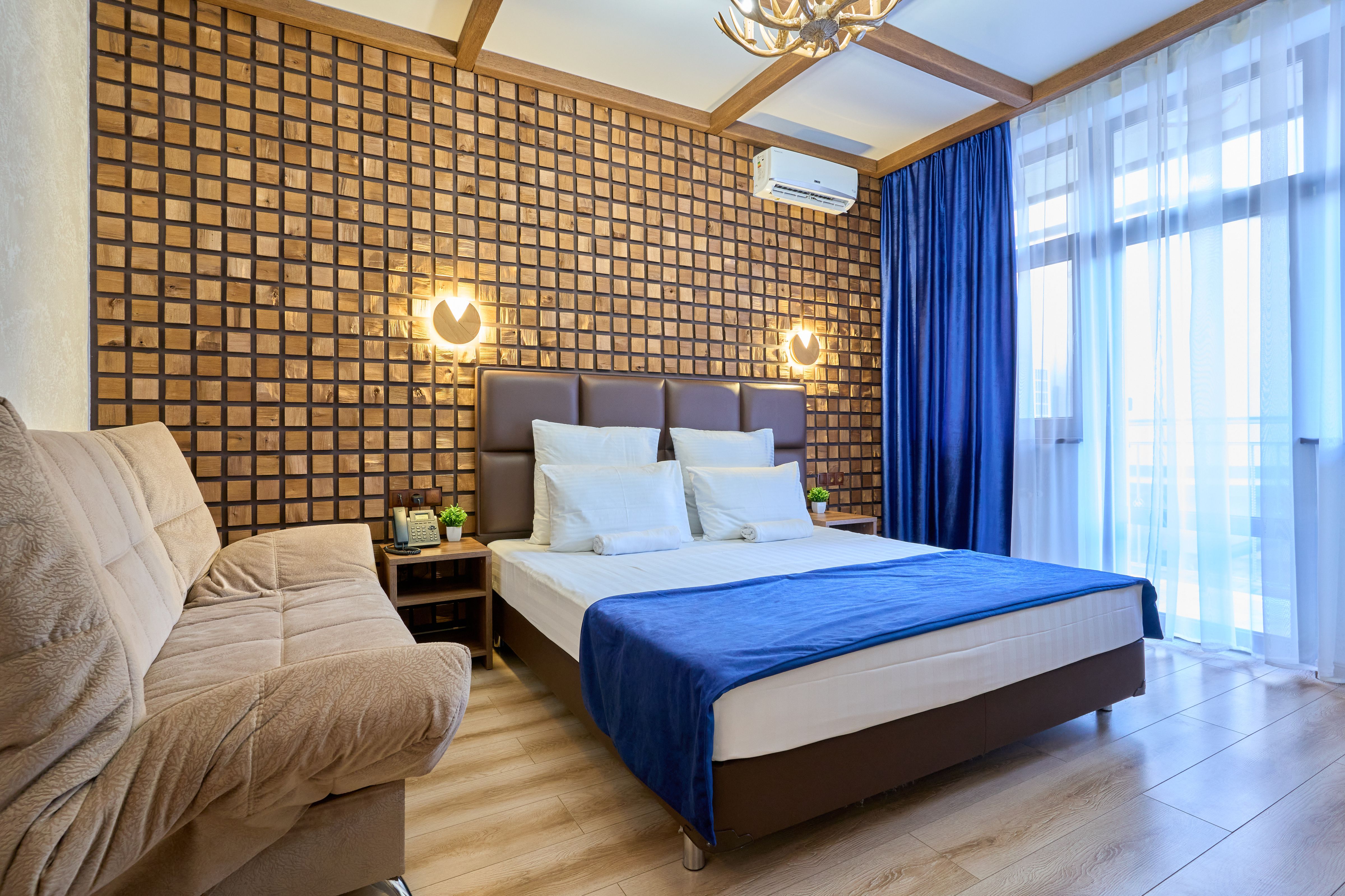 Комфорт улучшенный 2-х местный с дополнительным местом и балконом