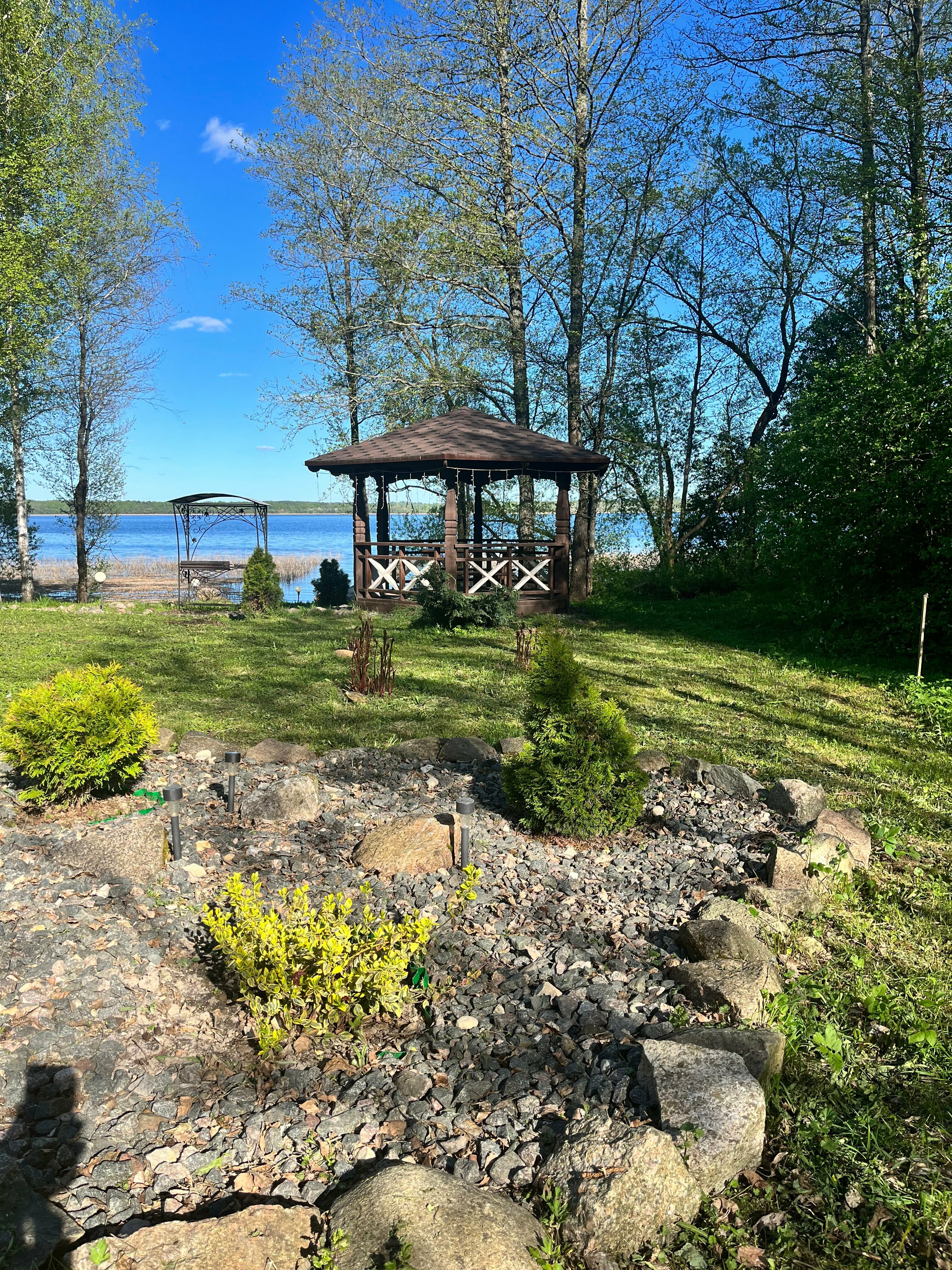 Коттедж с видом на озеро