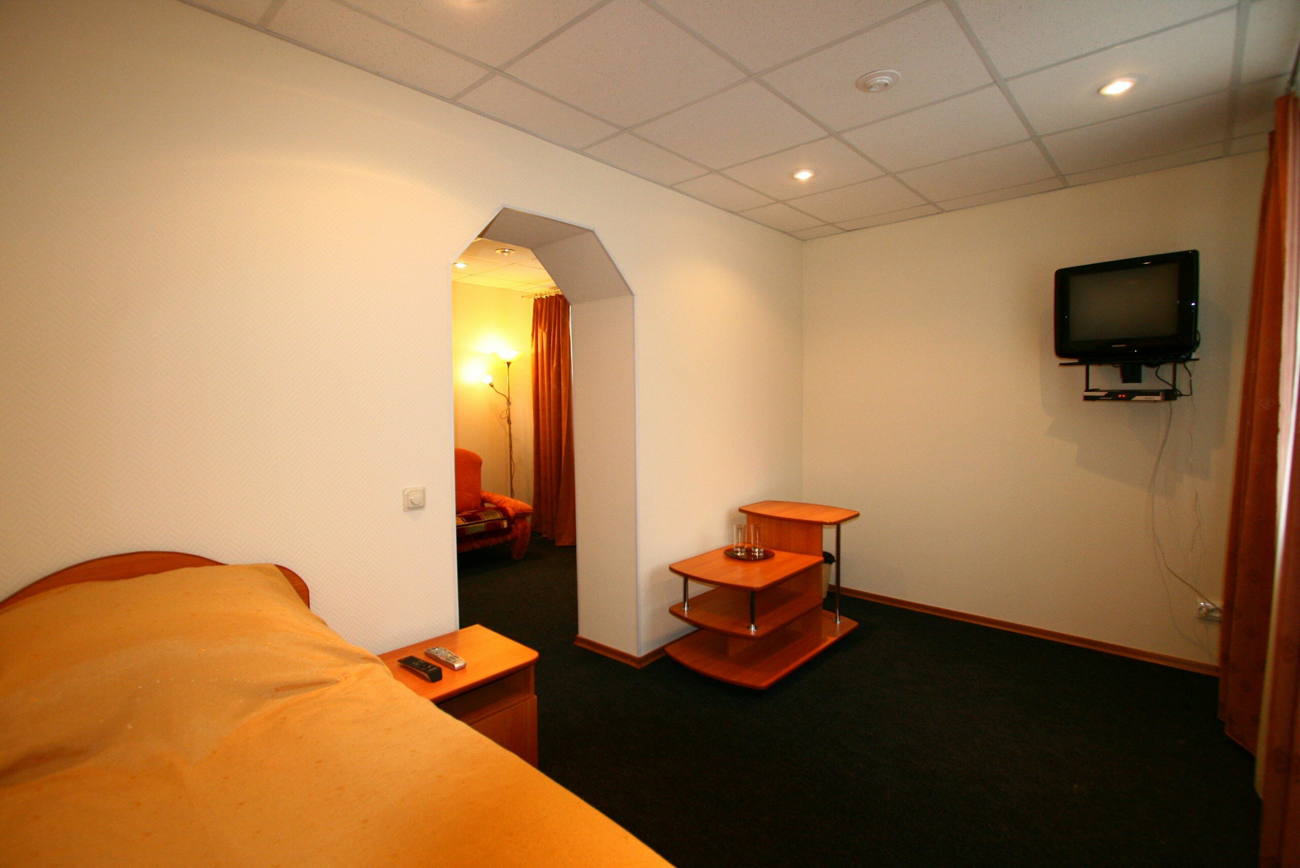 Двухместный с 1 кроватью или 2 отдельными кроватями и душем