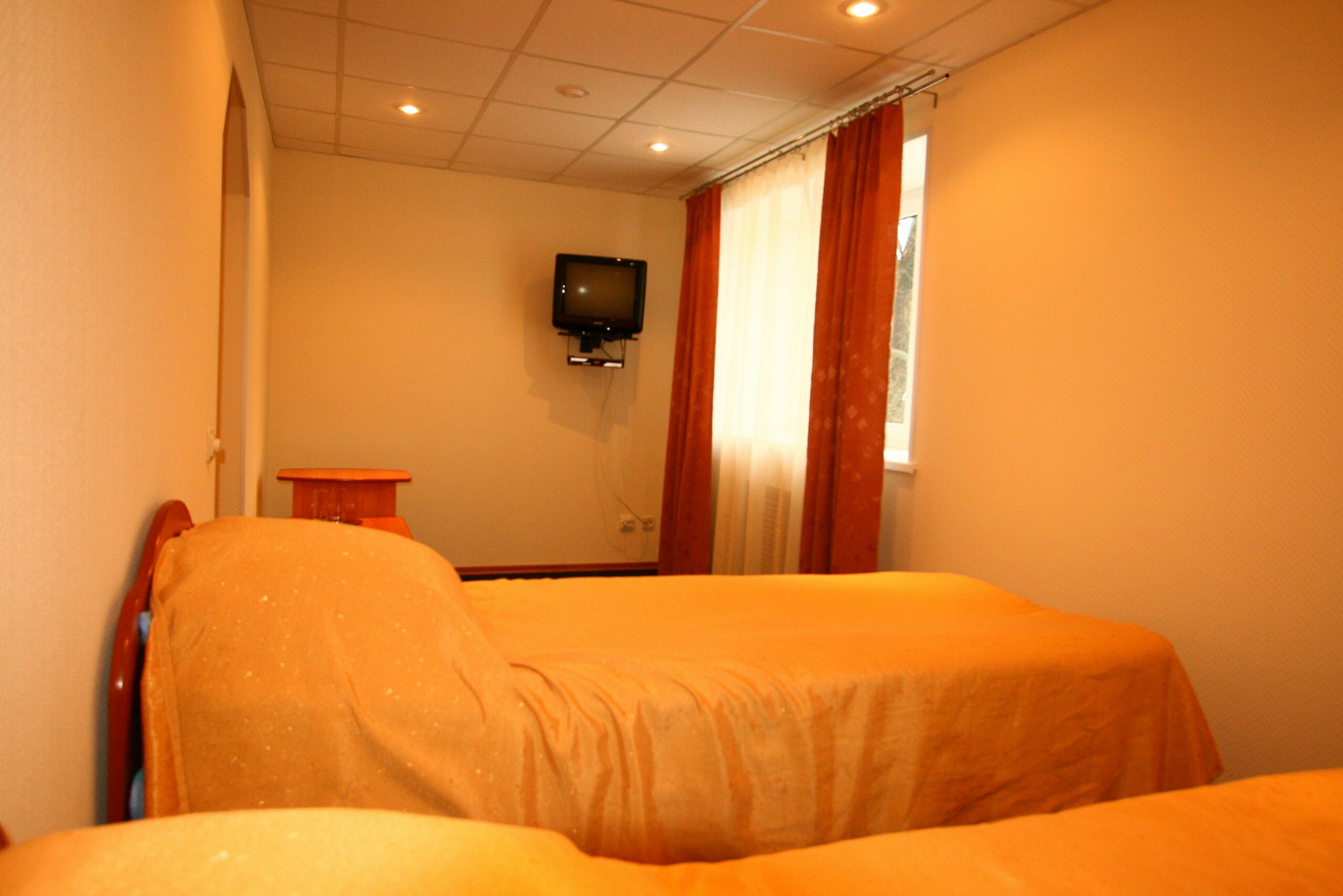 Двухместный с 1 кроватью или 2 отдельными кроватями и душем