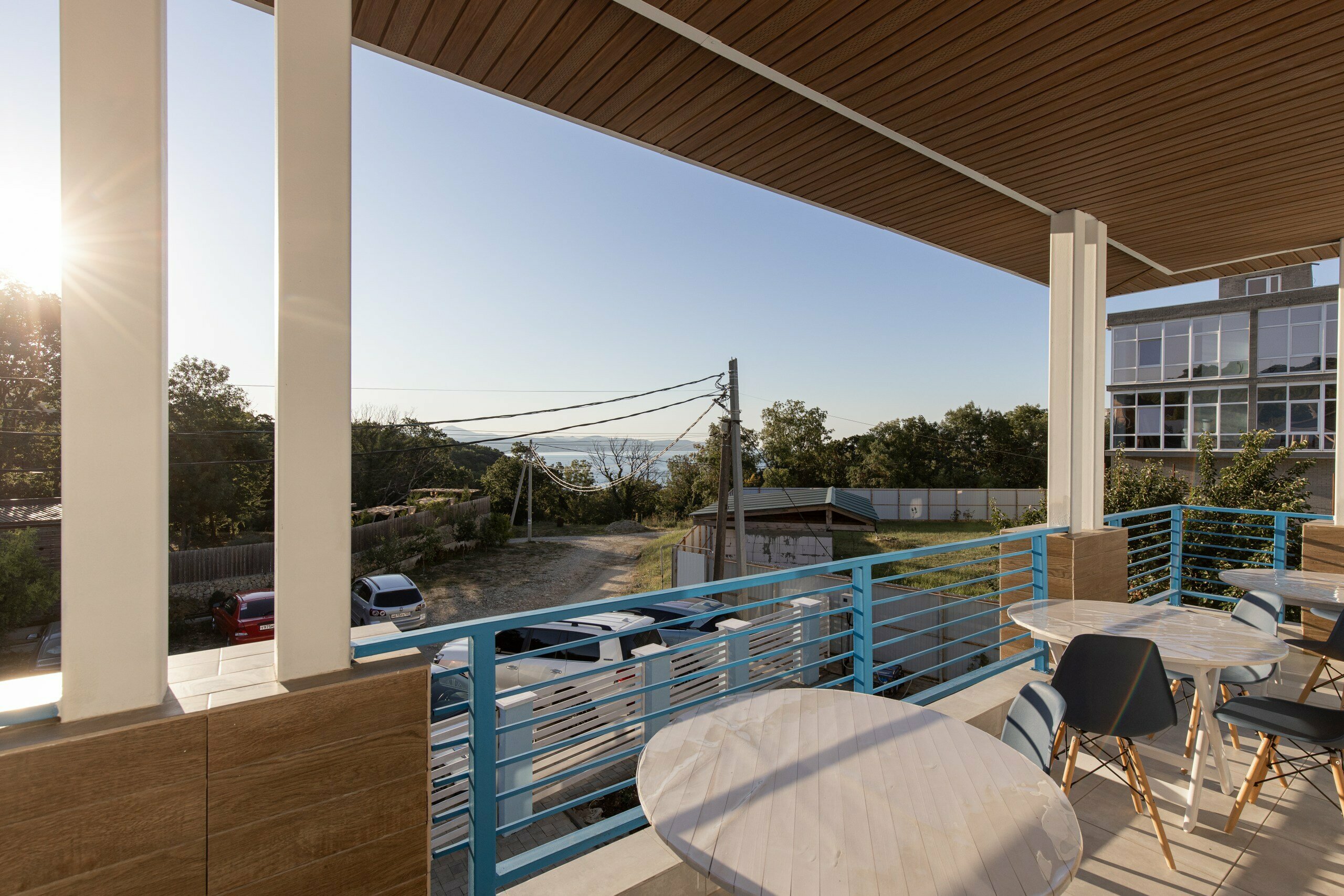 Трехместный номер с видом на бассейн