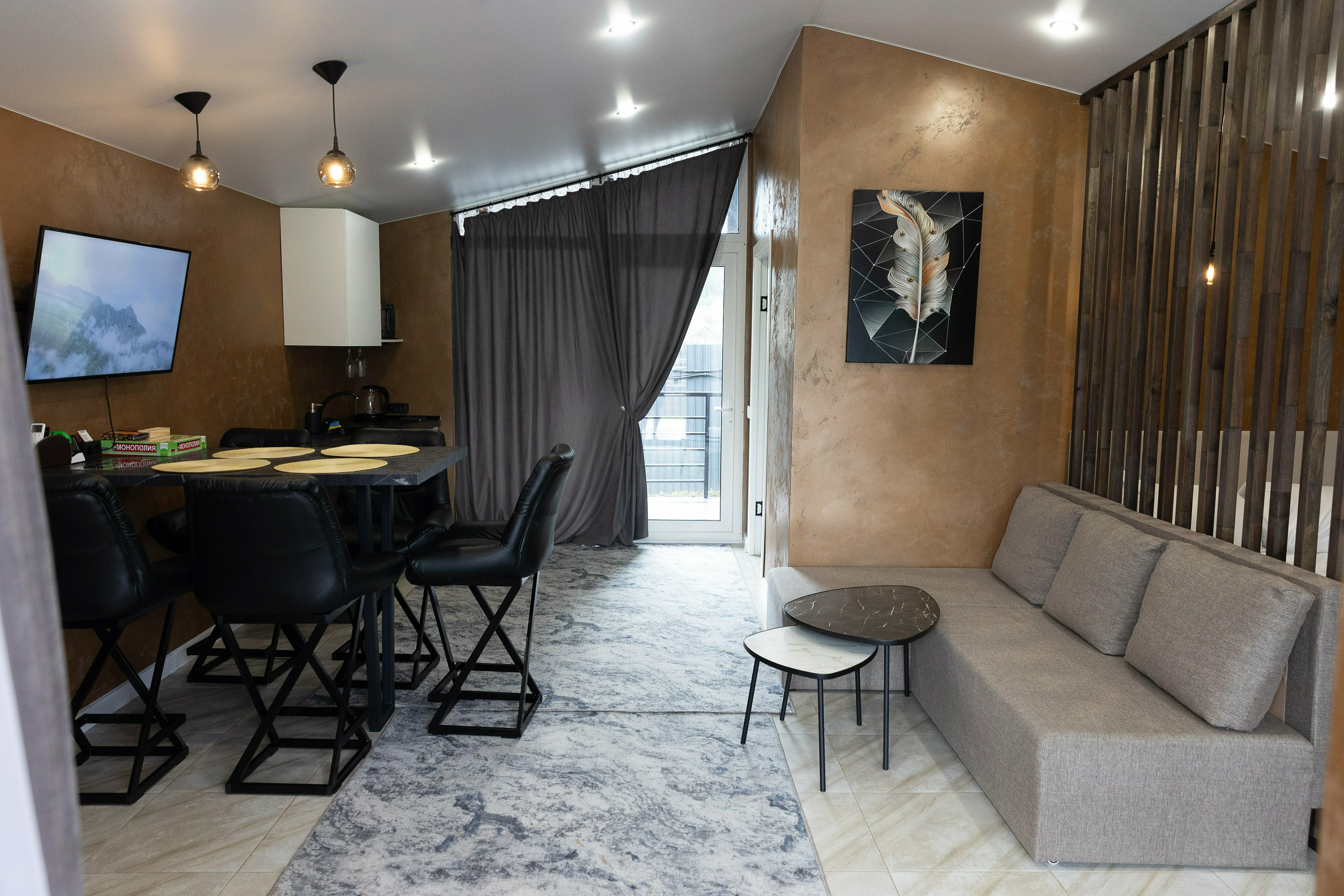 Четырехместный номер с балконом