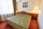 Номер стандарт бизнес с 1 двуспальной кроватью в Нефтяник