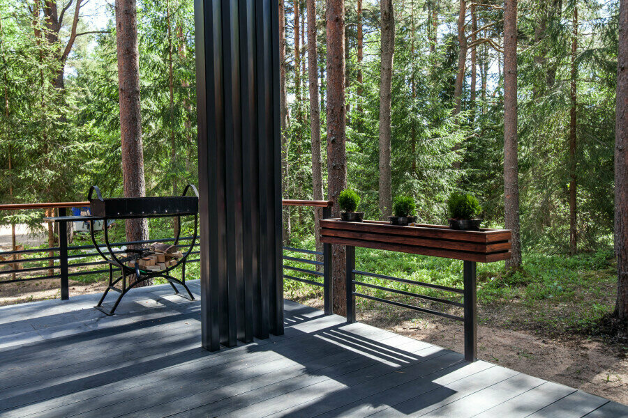 Коттедж с видом на лес