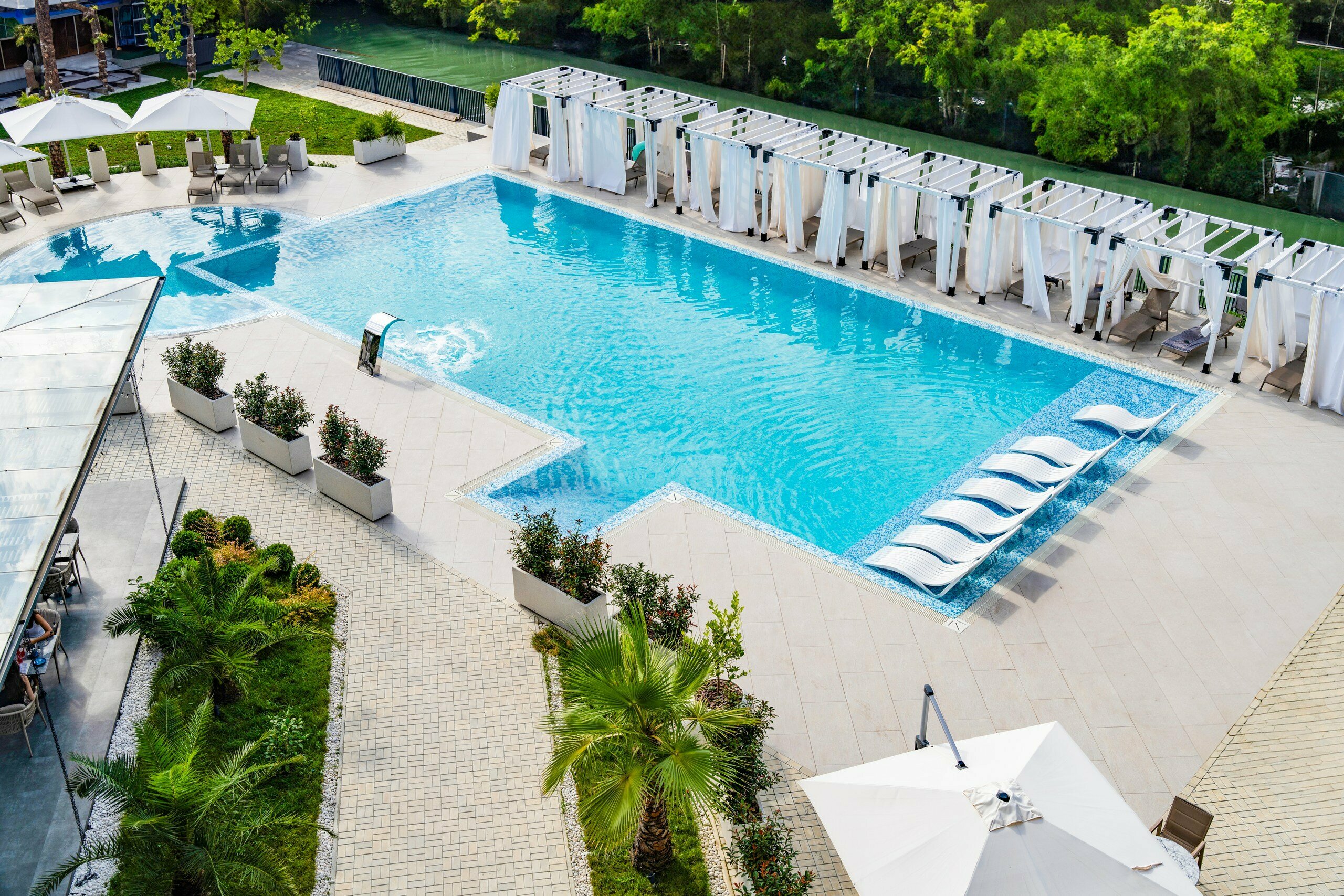 Двухместный номер с 1 кроватью и видом на бассейн