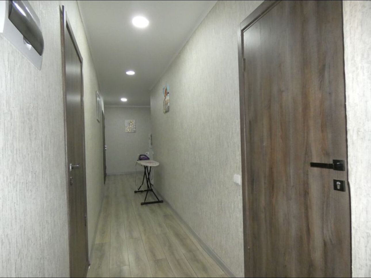 Трехместный номер с видом на горы