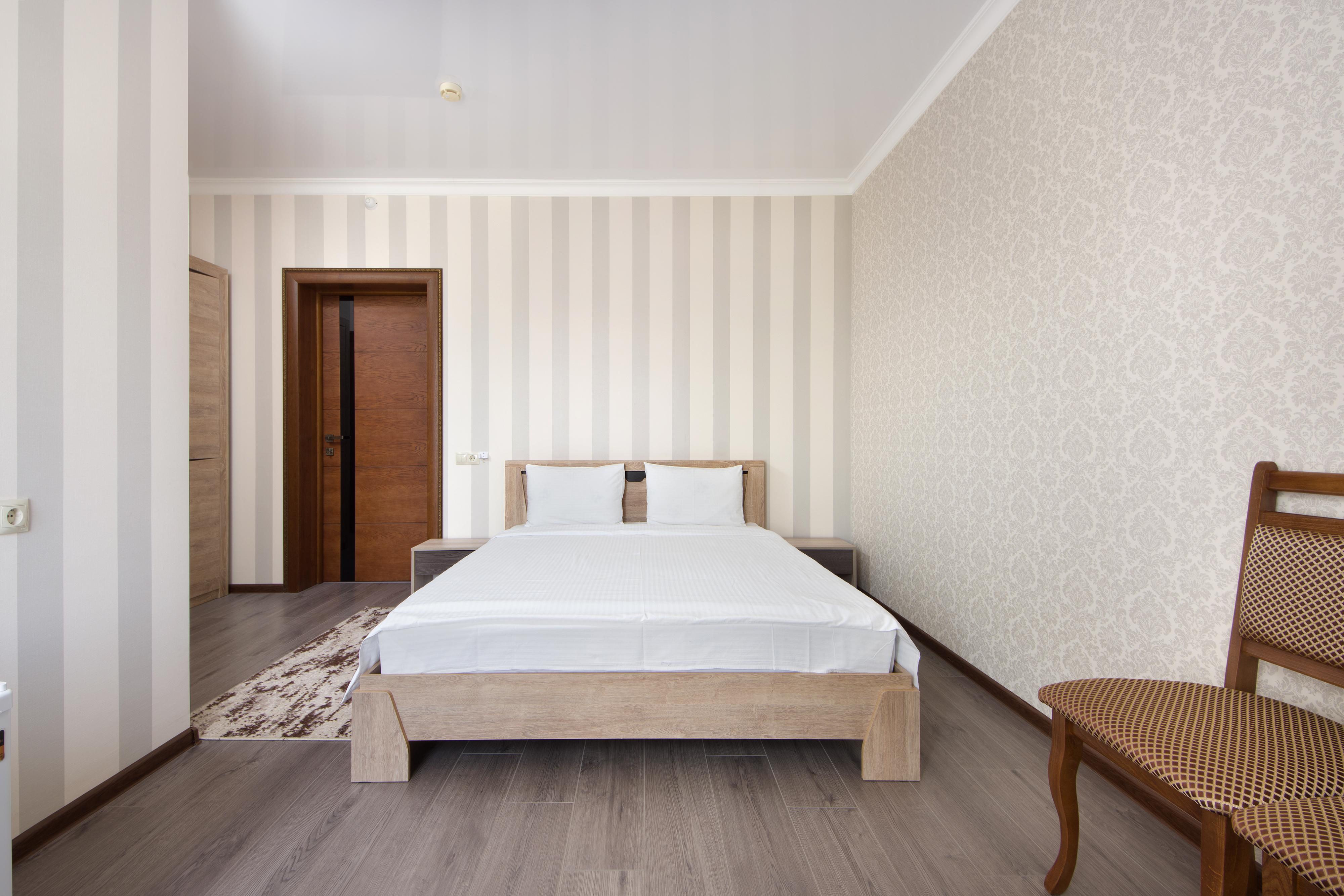 Небольшой двухместный номер с 1 кроватью