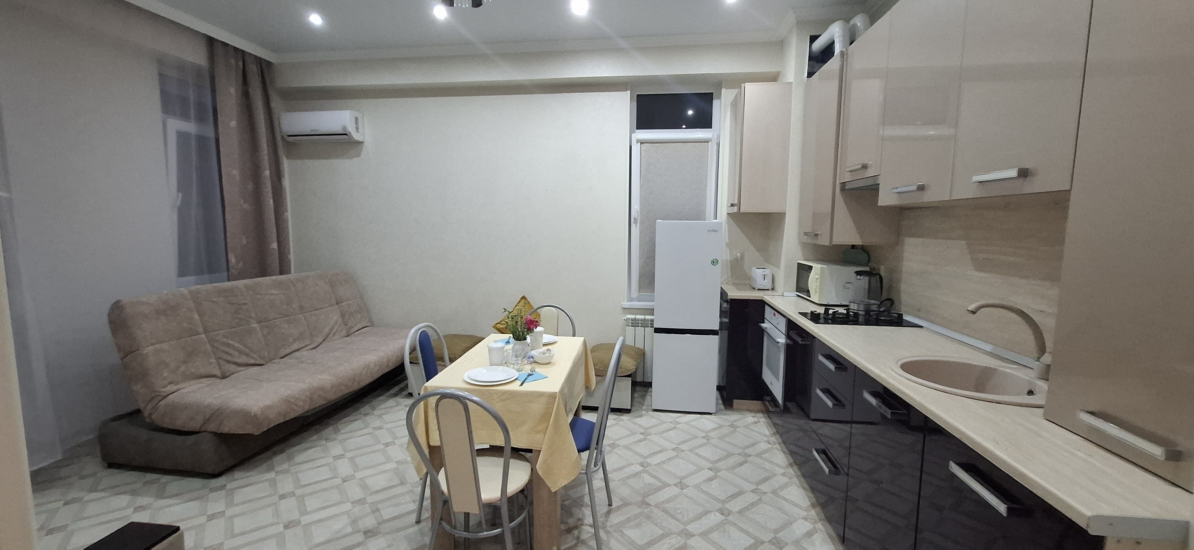 Четырехместный номер с ванной комнатой