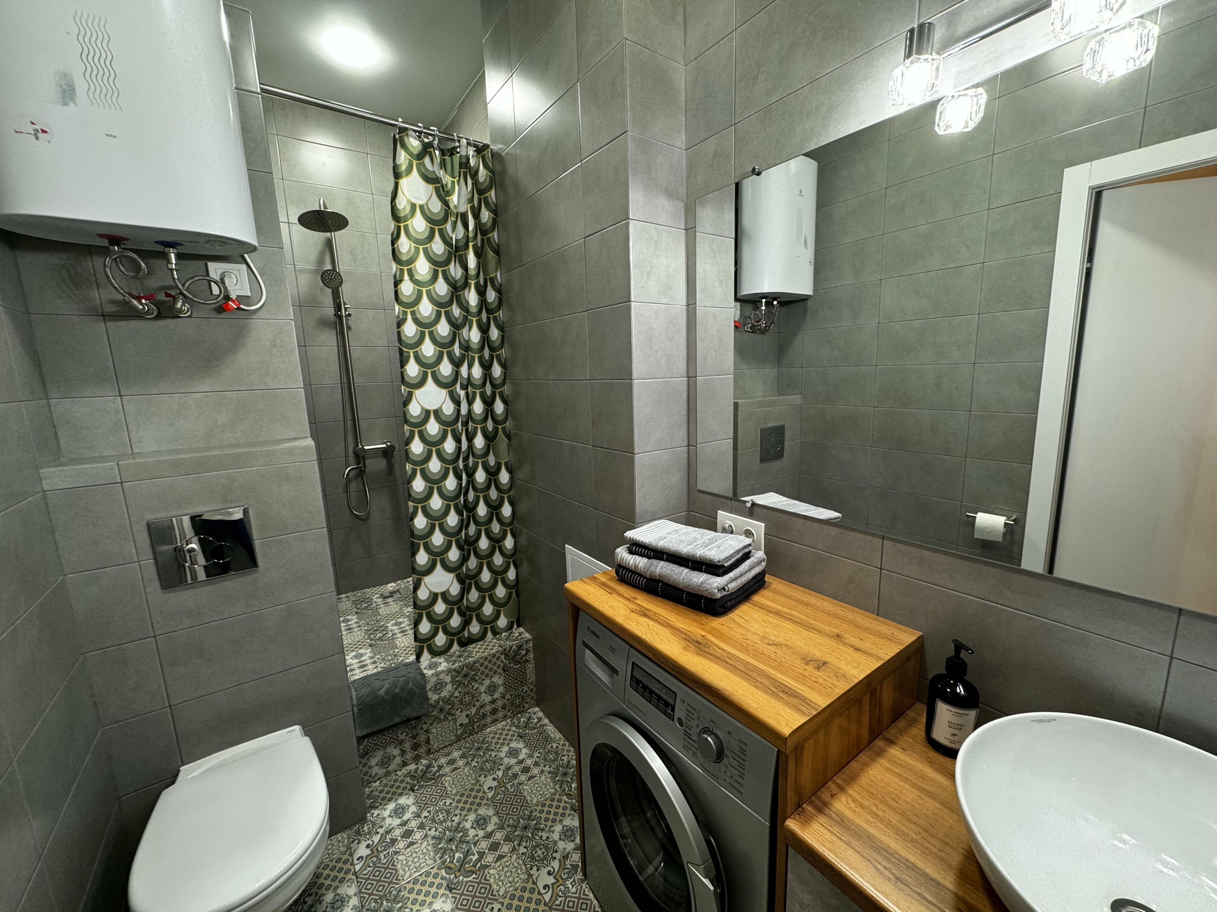 Семейный номер с видом на горы