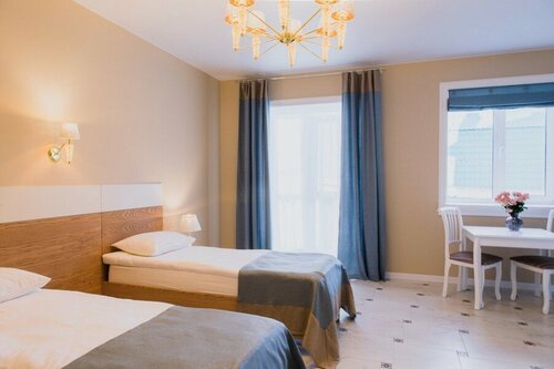 Улучшенный двухместный номер с 2 отдельными кроватями