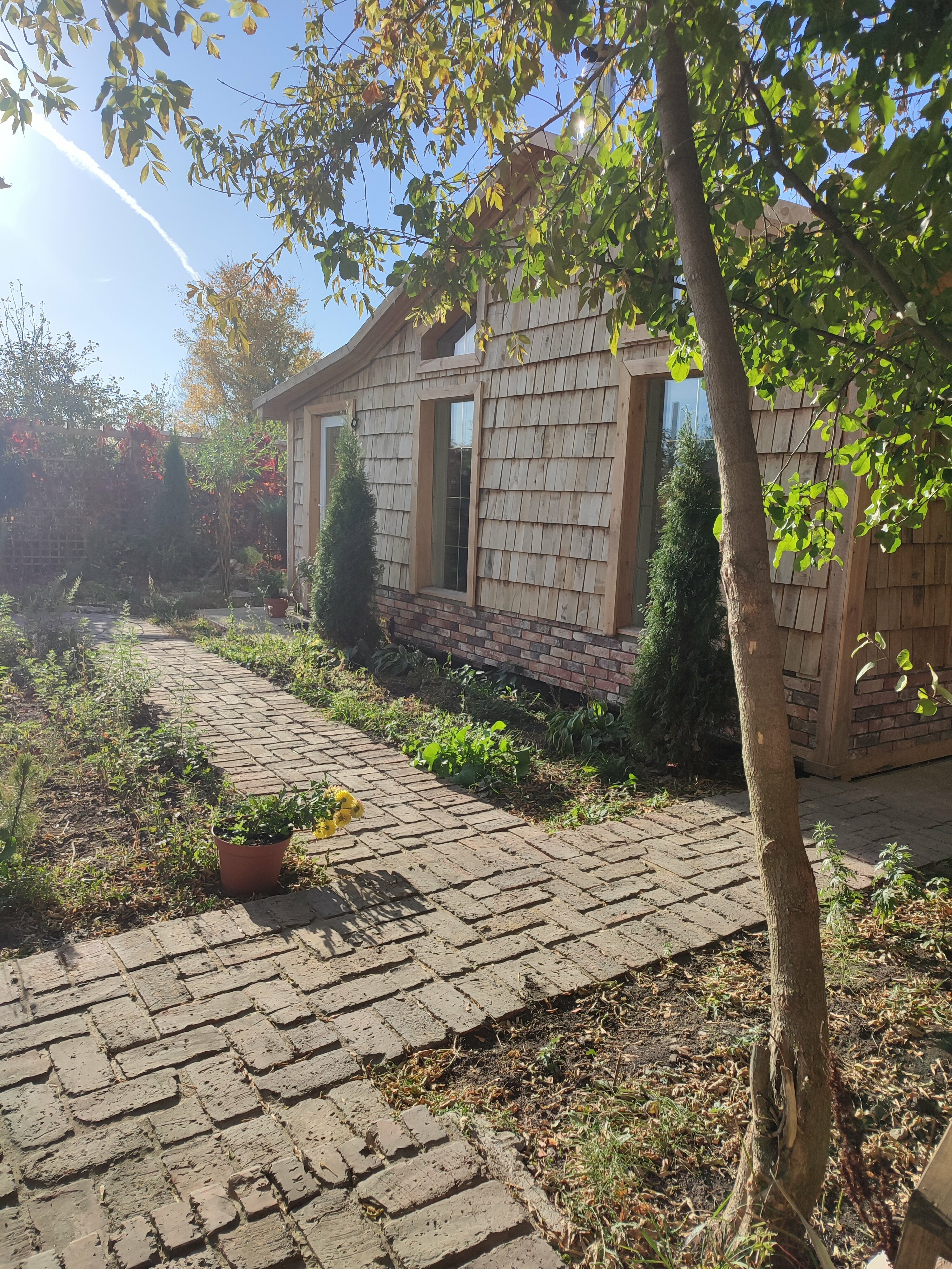 Дом с собственным бассейном