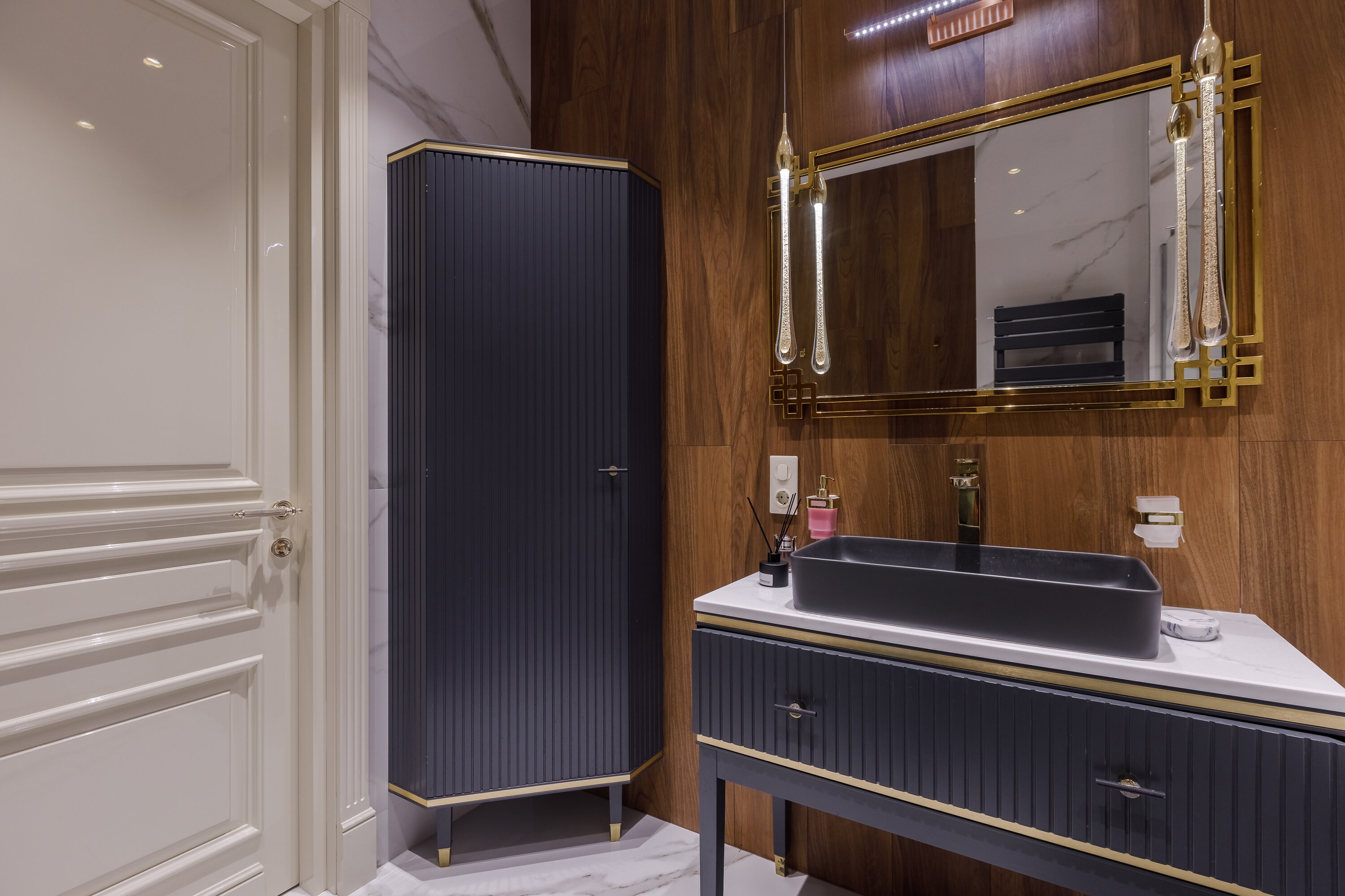 Трехместный номер с видом на город