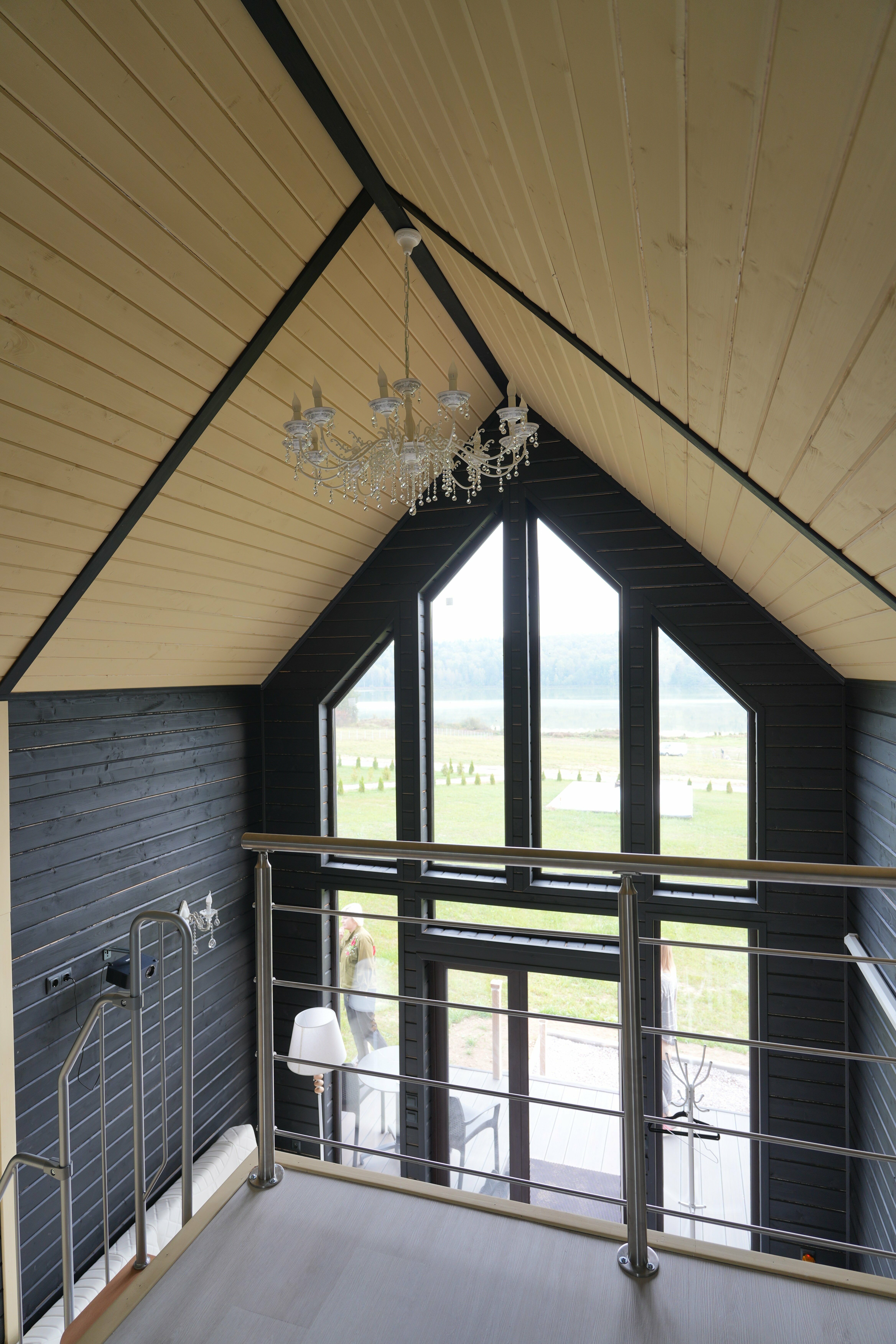 House Кремовый