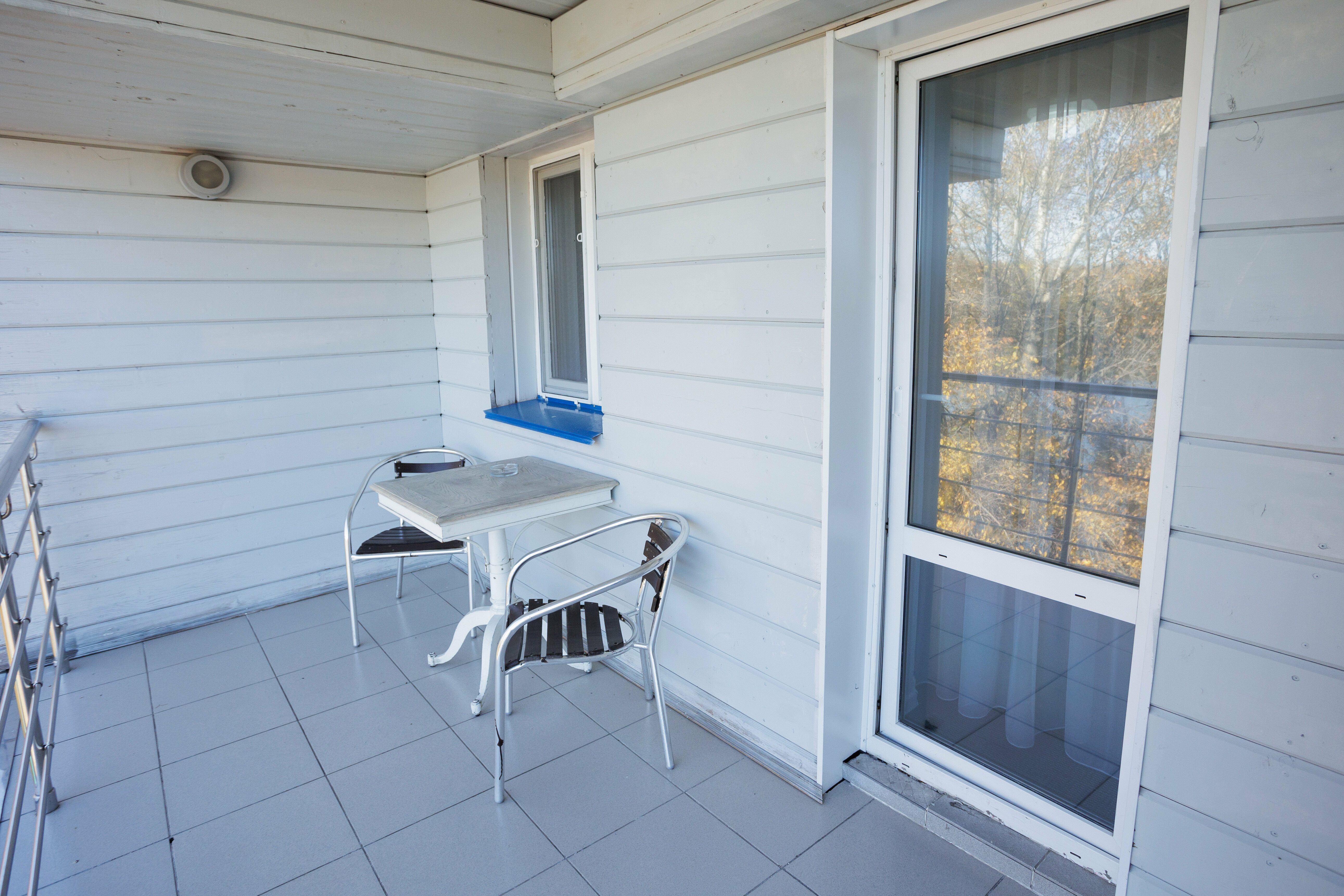 Стандартный номер с  двуспальной кроватью и балконом