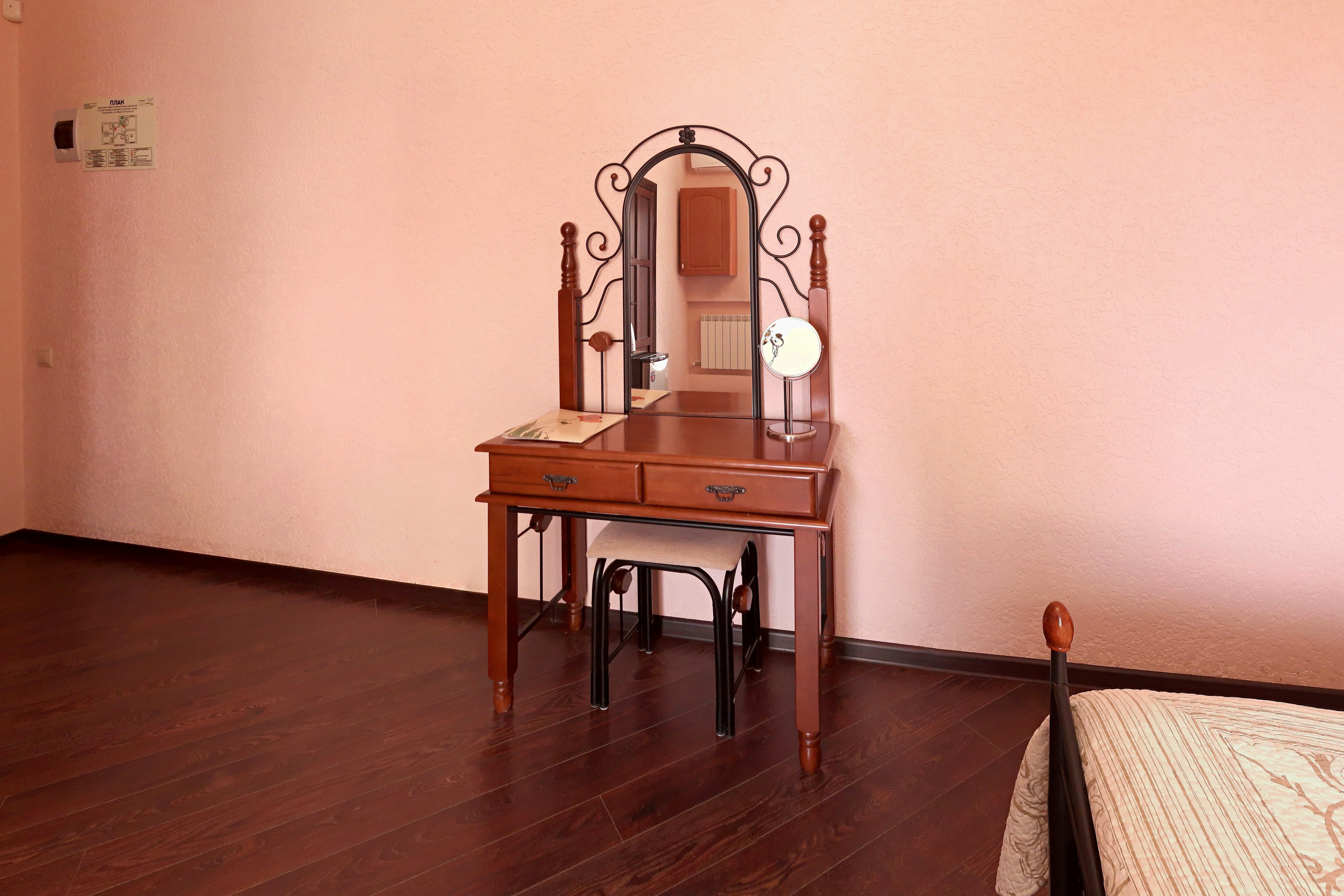 Улучшенный номер с кроватью размера «king-size»