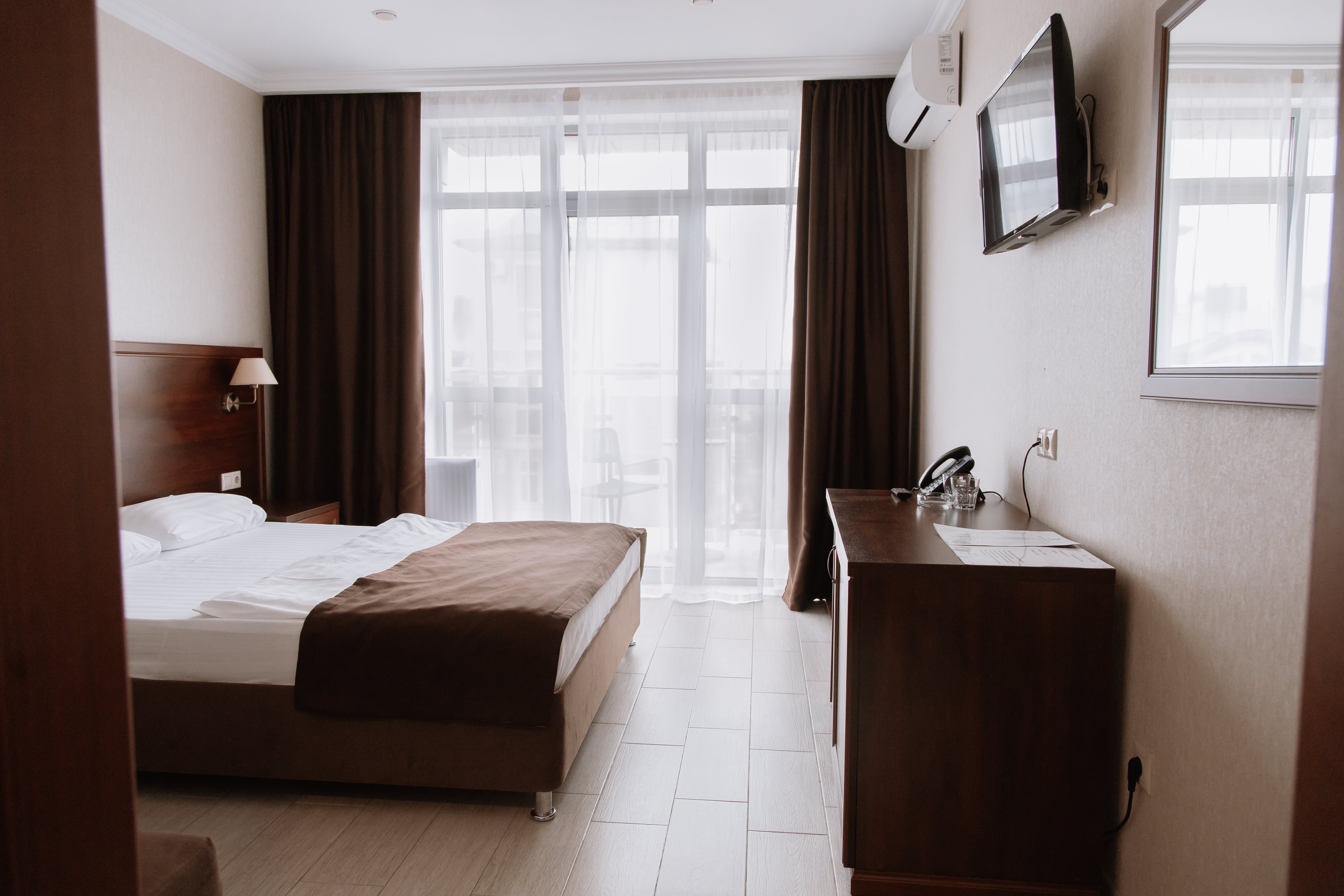 Люкс с кроватью размера «king-size» и видом на море