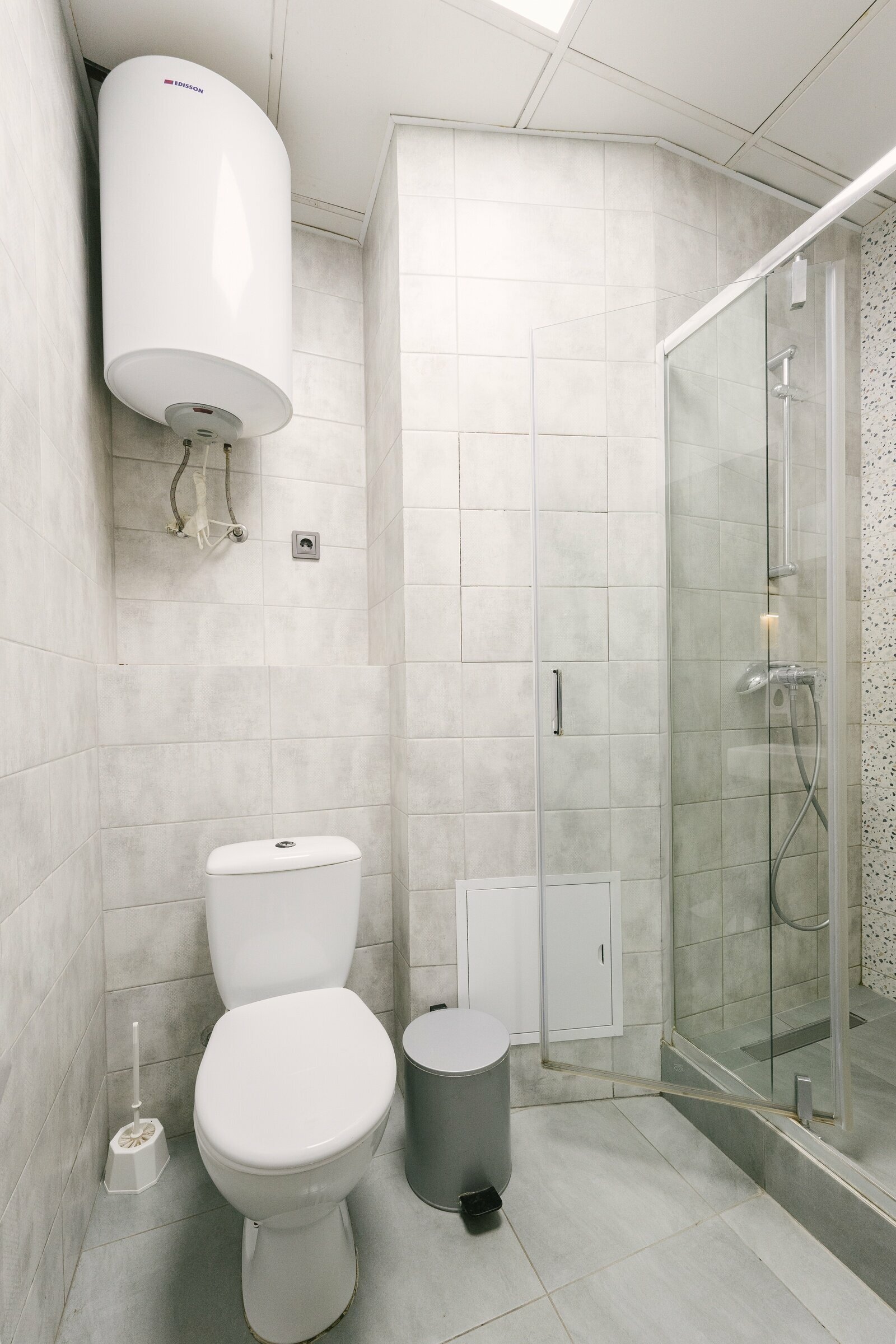 Общий номер для мужчин и женщин с 8 кроватями