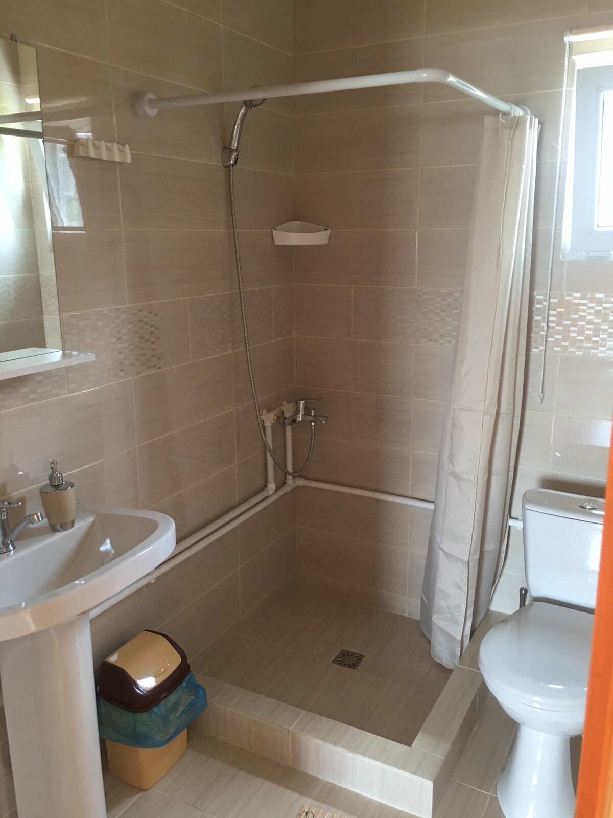 Улучшенный четырехместный номер