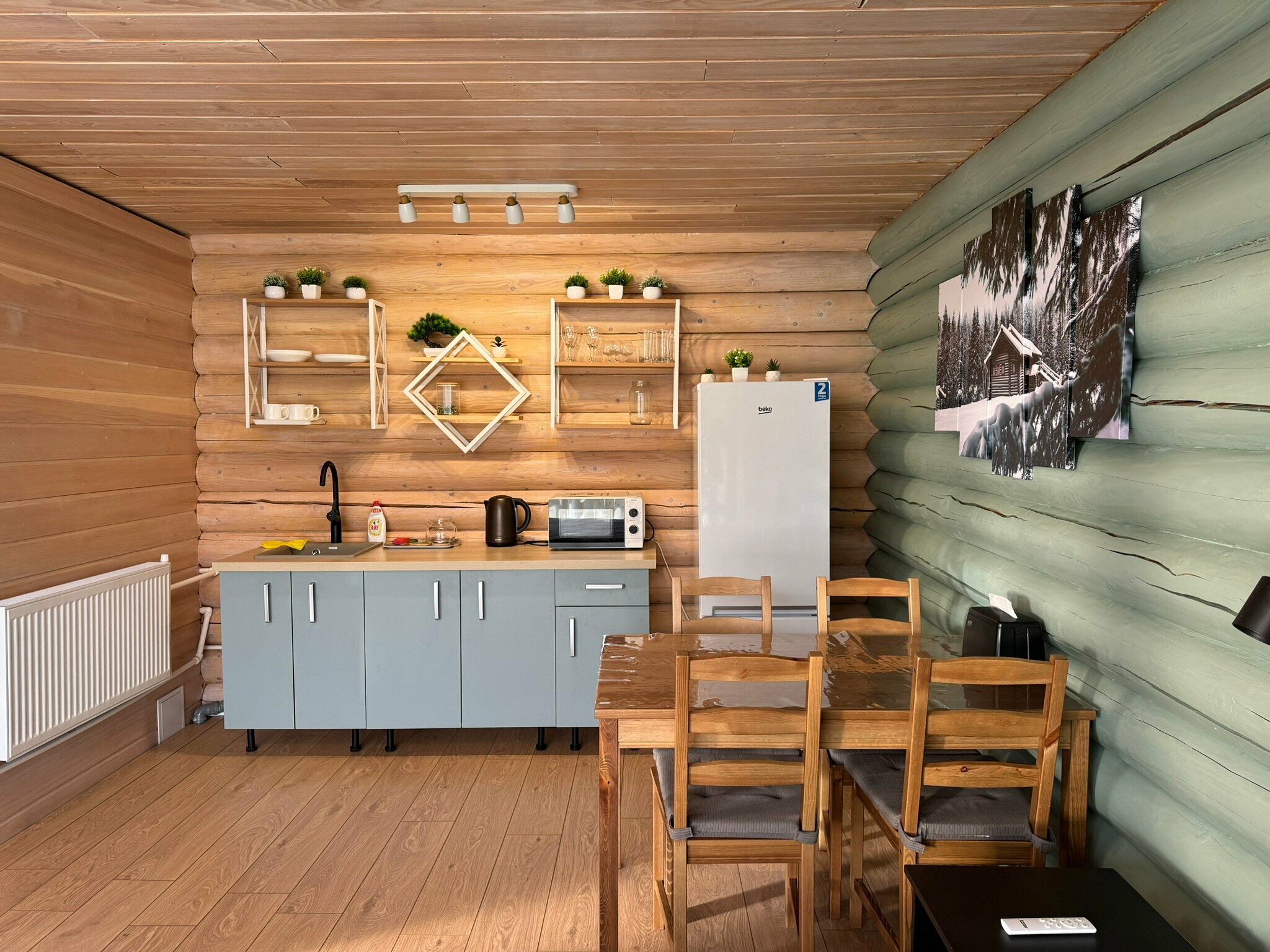 Четырехместный номер с видом на горы