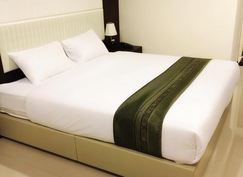 Deluxe Double Room в The Capital Hotel