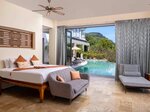 Deluxe Sea View Villa в Villa Fah Sai