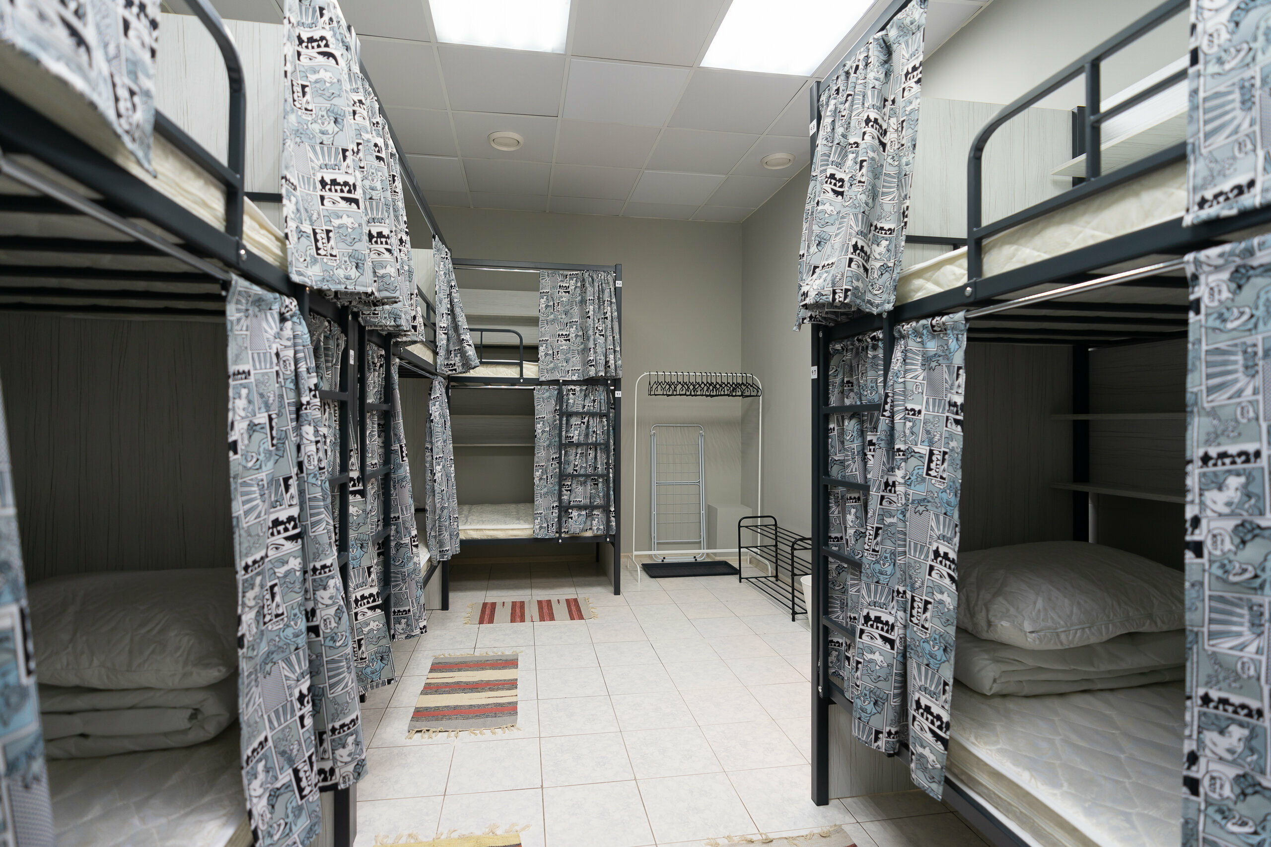 Кровать в общем 8-местном номере