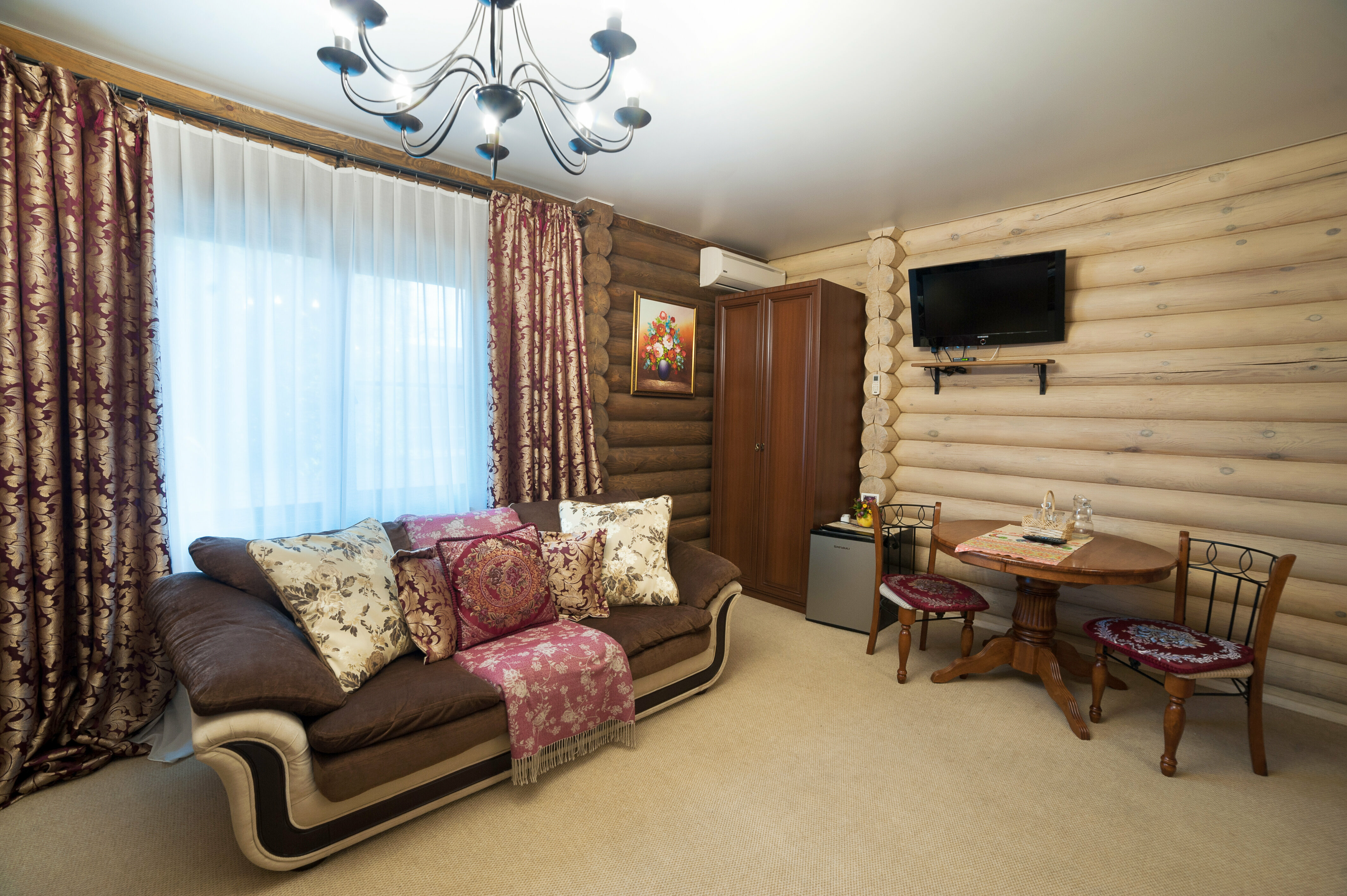 Большой двухместный номер с 1 кроватью