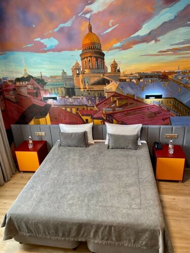 СПБ в 19 Историй
