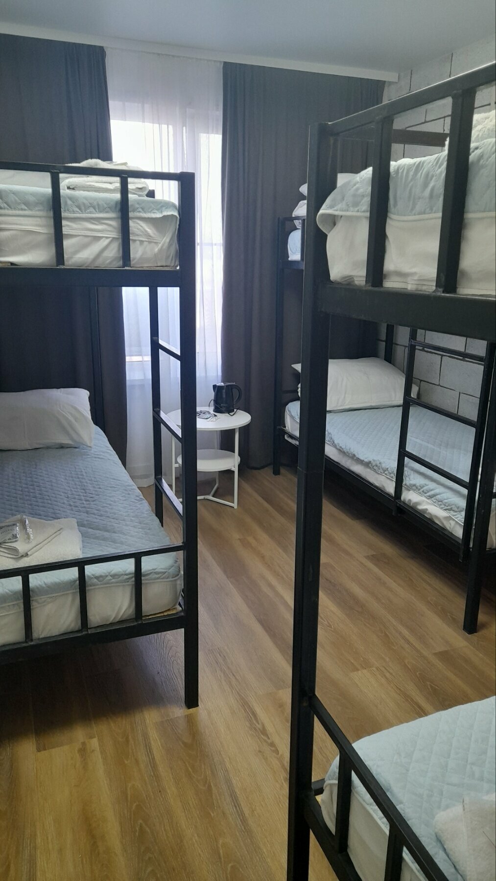 Общий 6-местный номер для мужчин и женщин