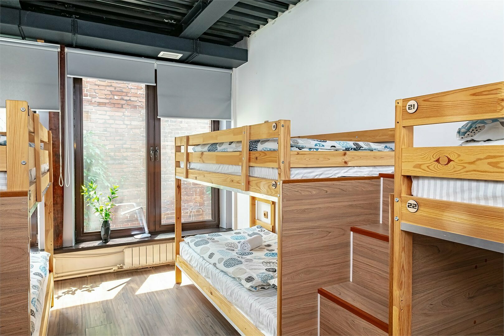 Общий 8-местный номер для мужчин