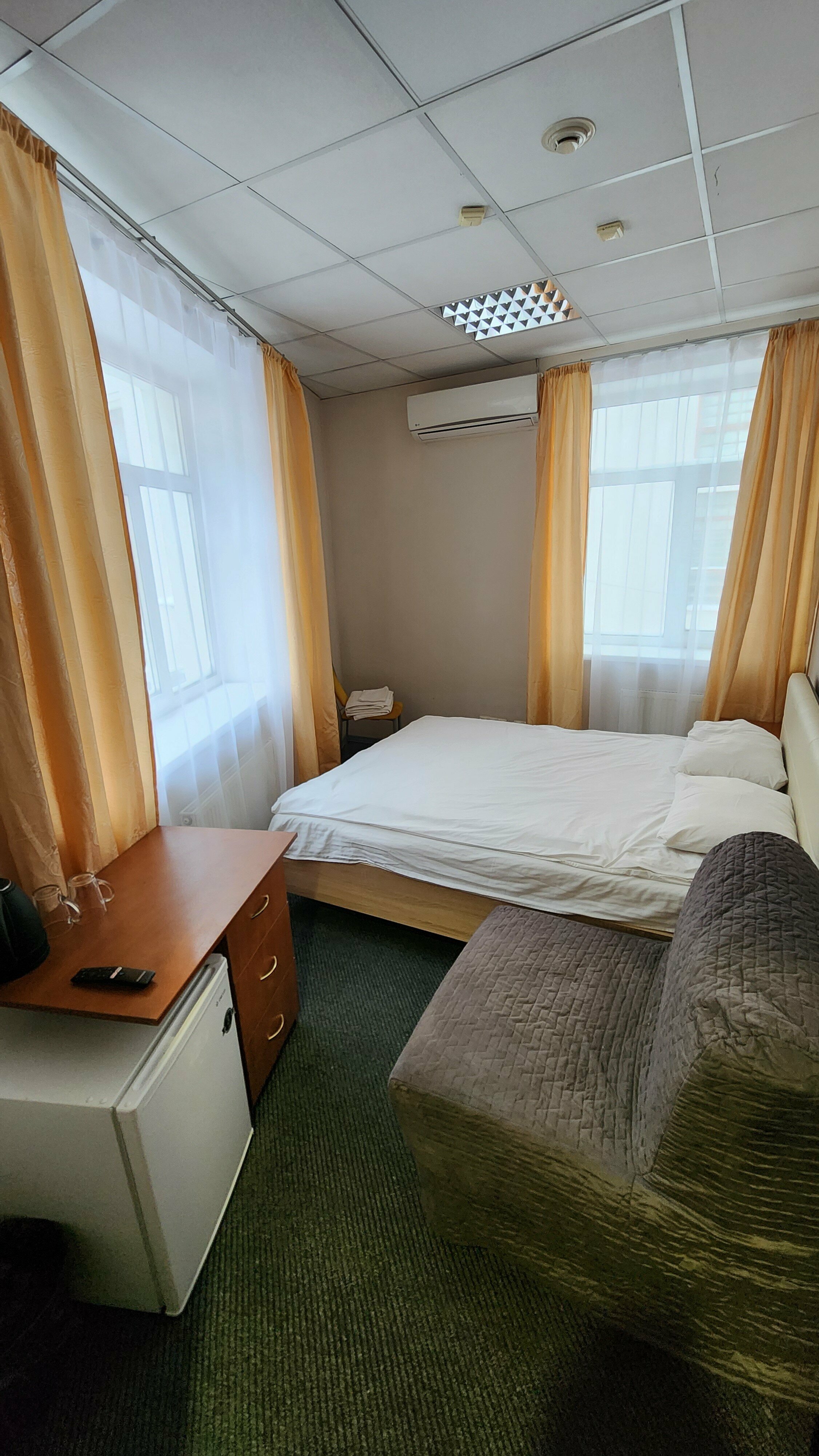 Cемейный номер с собственной ванной комнатой