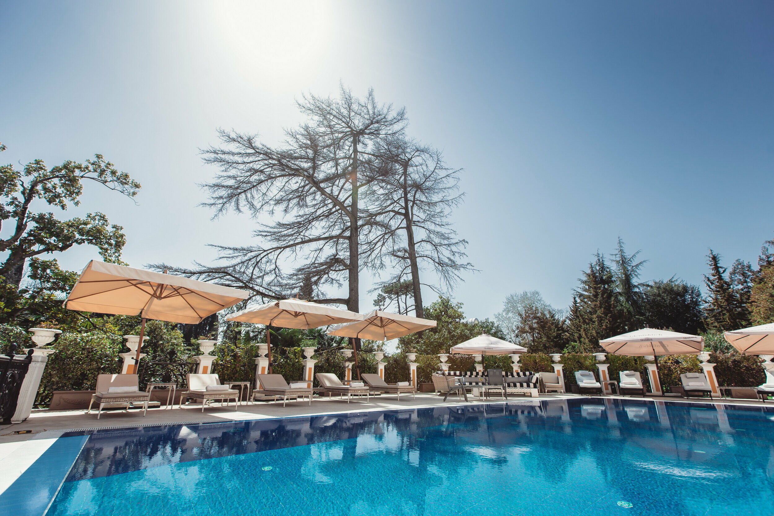 Вилла с собственным бассейном