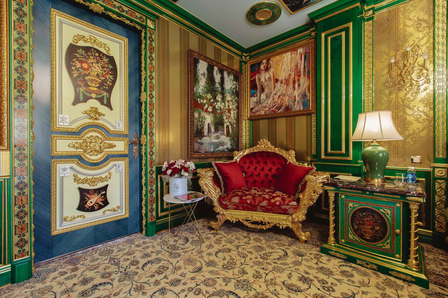 Люкс с балконом