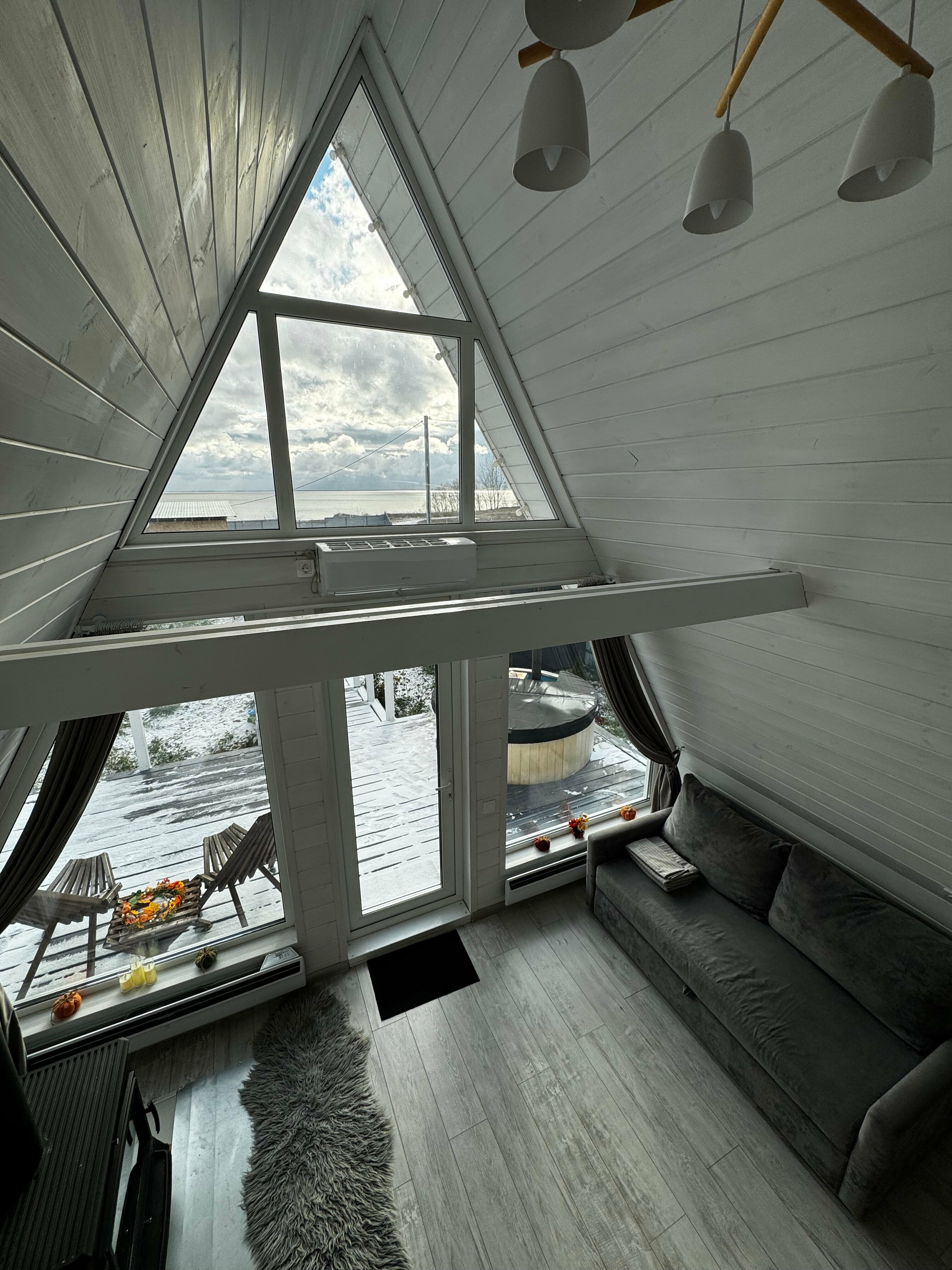 Дом с видом на море